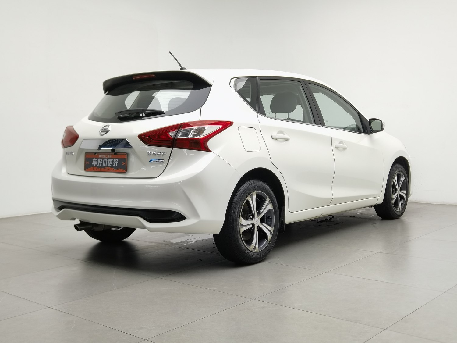 Used Nissan Tiida 2016 1.6 AT