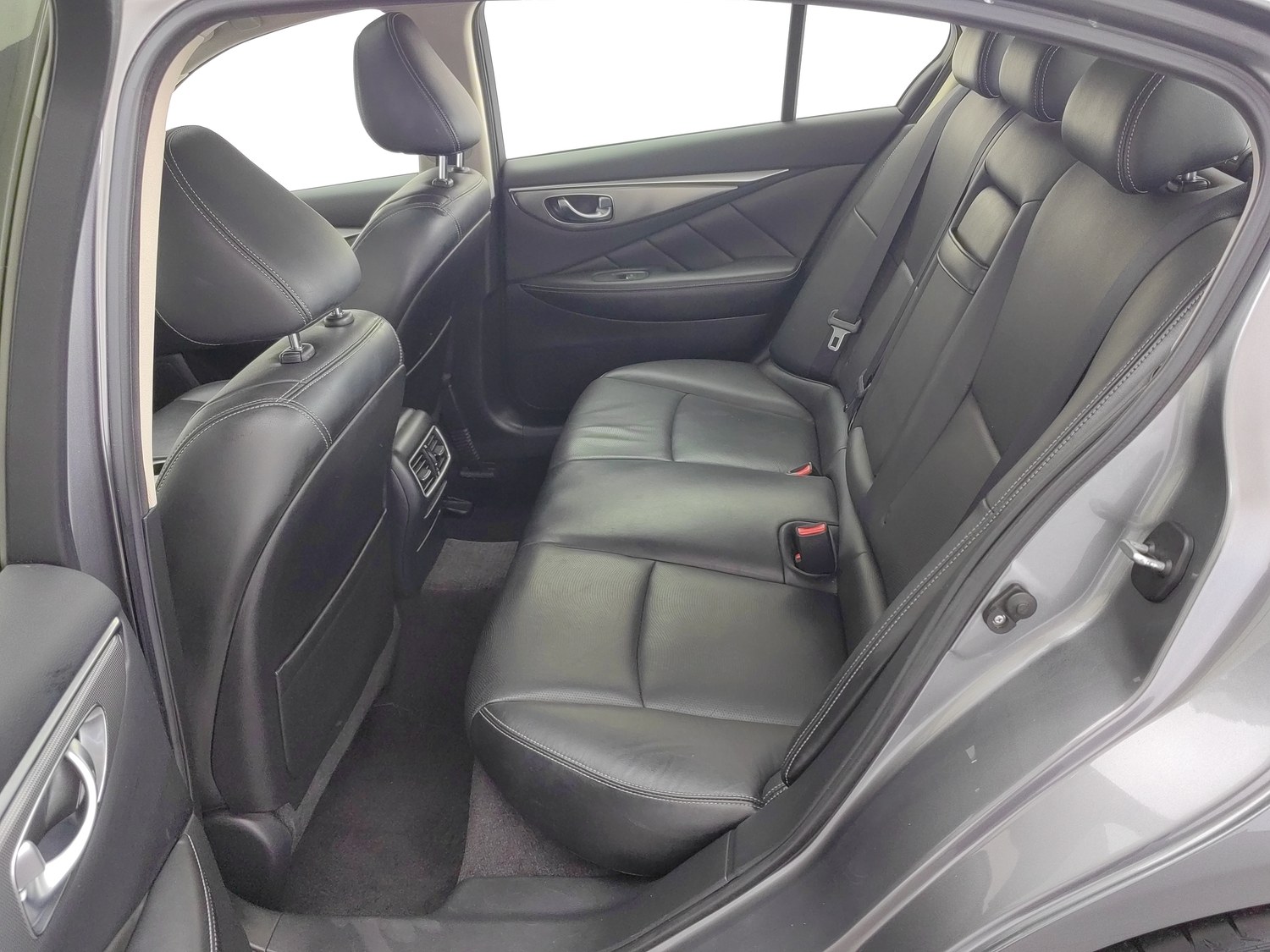 Used Infiniti Q50 2014 3.7 AT
