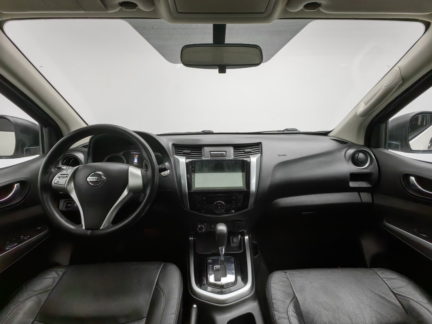 Used Nissan Terra 2018 2.5 AT