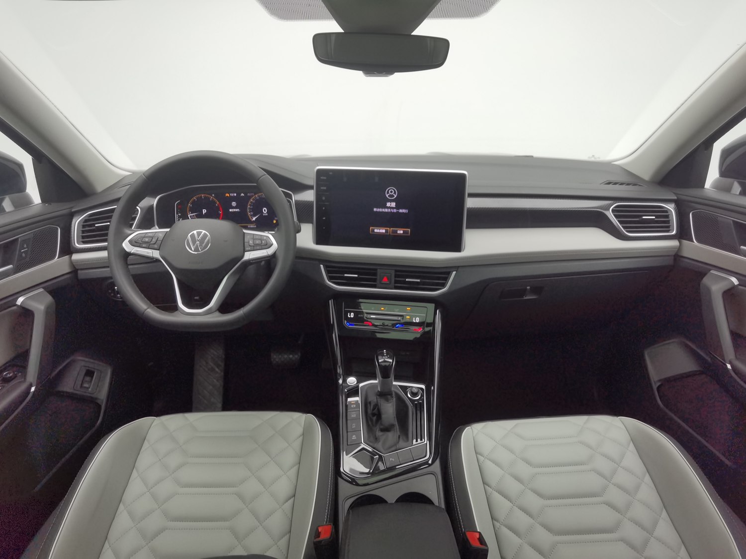 Used Volkswagen Tayron 2024 2.0 AT
