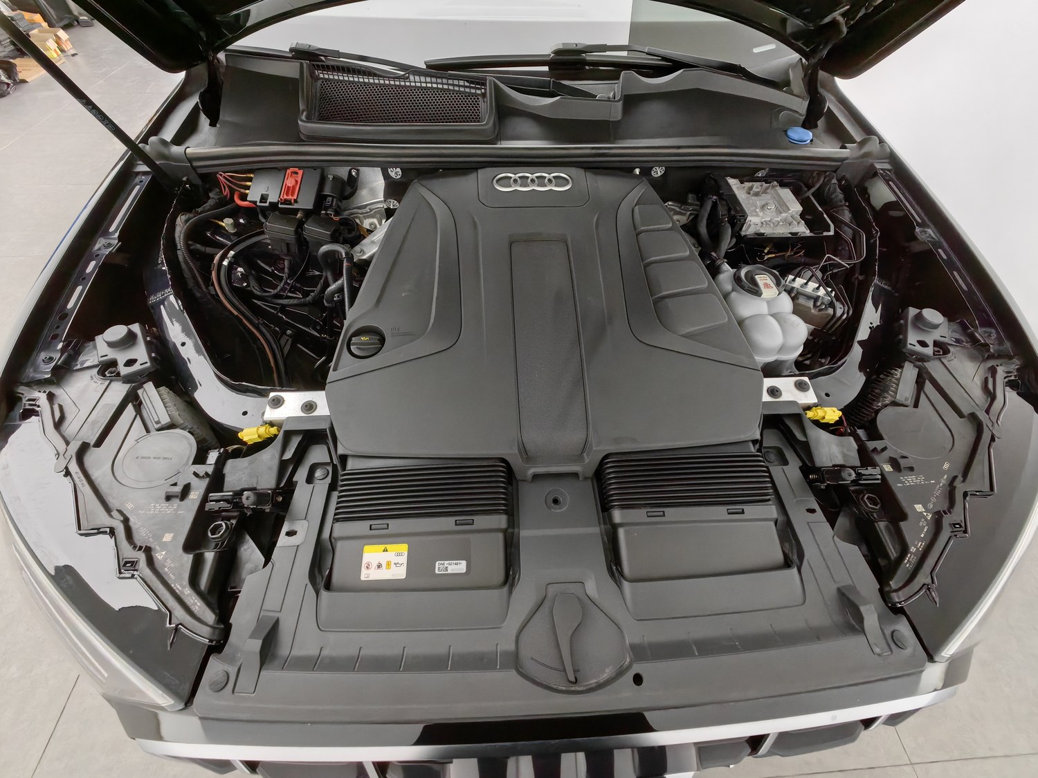 Used Audi Q7 2021 2.0 AT