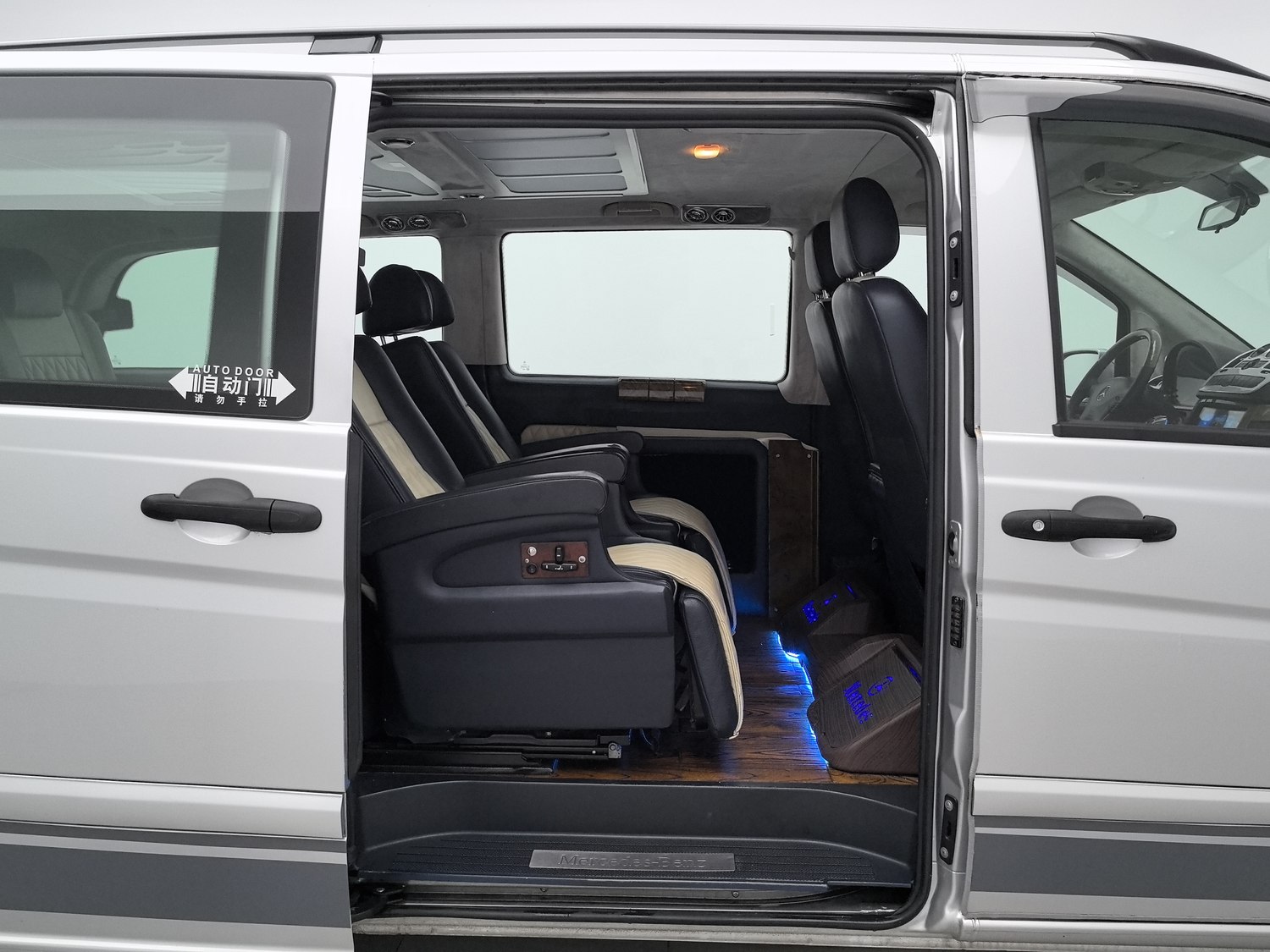 Used Mercedes-Benz Vito 2013 3.0 AT