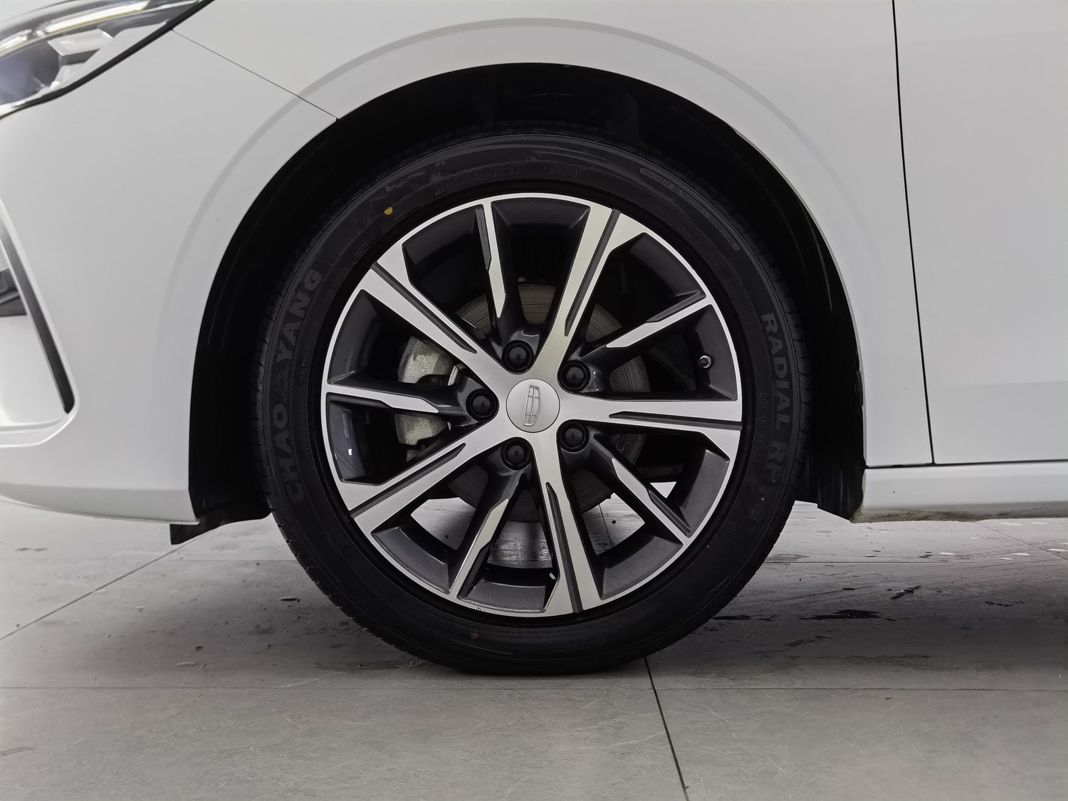 Used Geely Emgrand 2023 1.5 AT