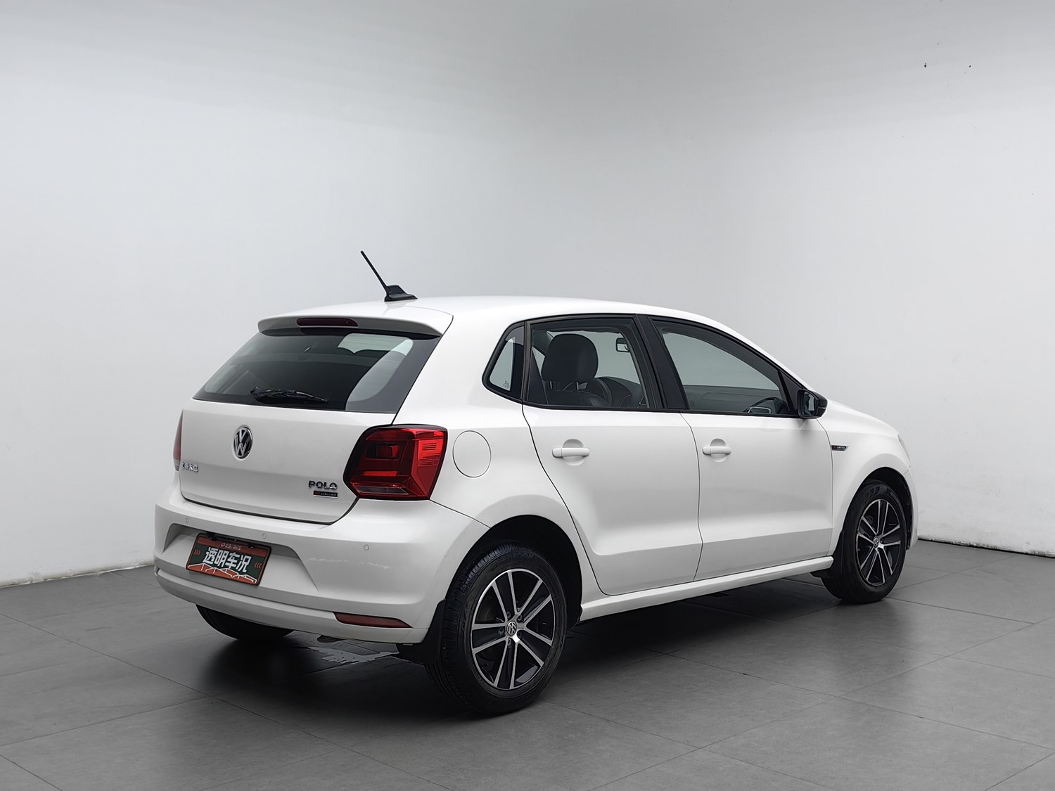 Used Volkswagen Polo 2014 1.6 AT