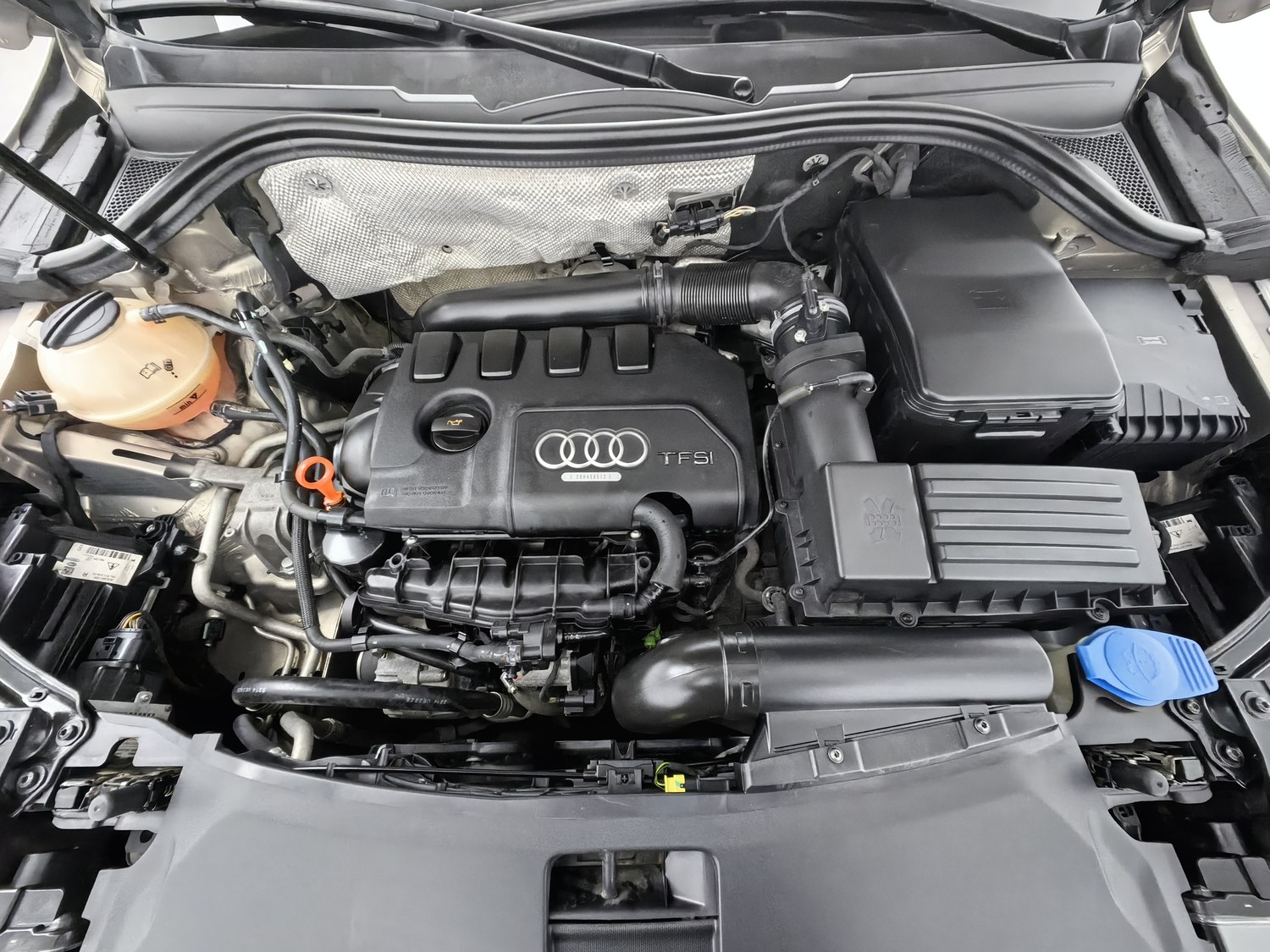 Used Audi Q3 2015 2.0 AT