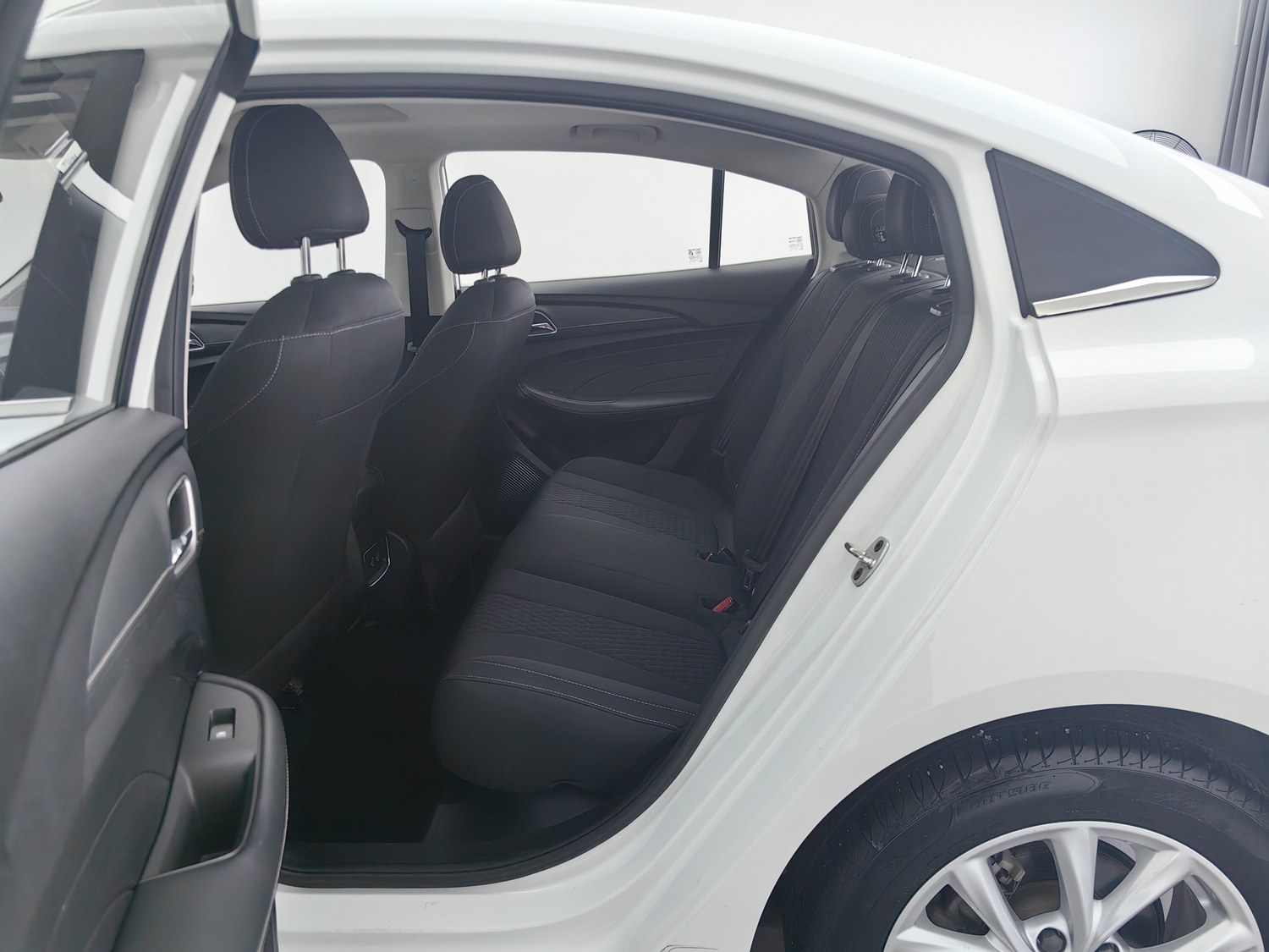 Used Roewe i5 2020 1.5 AT