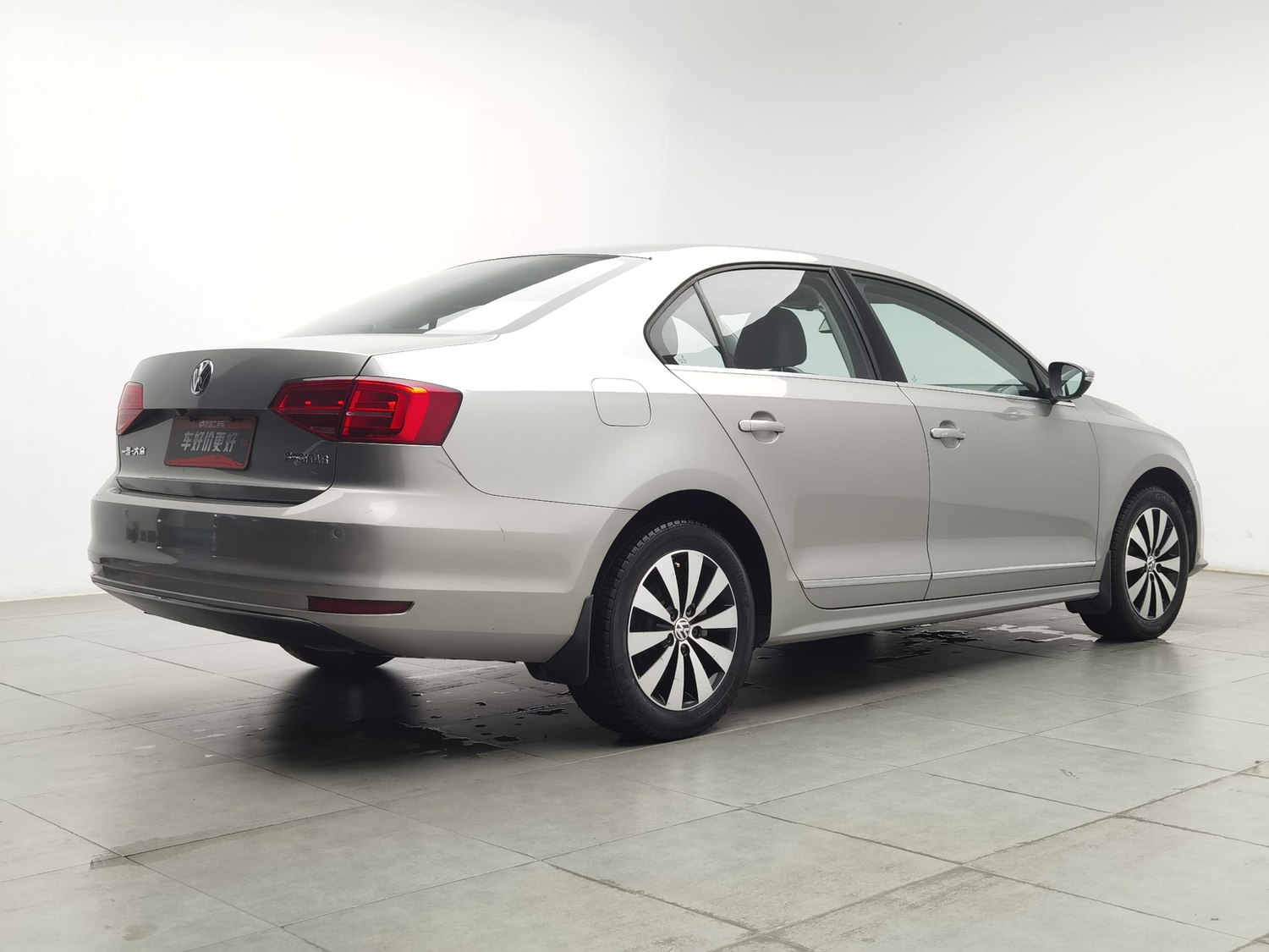 Used Volkswagen Sagitar 2017 1.6 AT