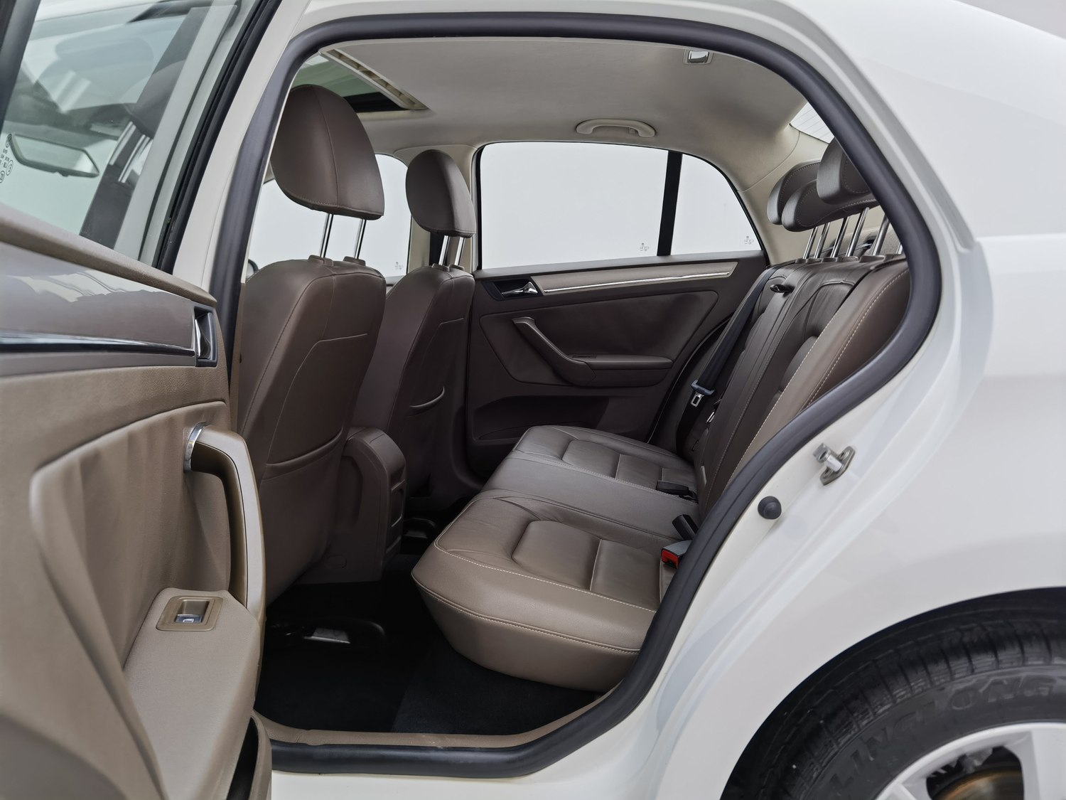 Used Volkswagen Bora 2013 1.6 AT
