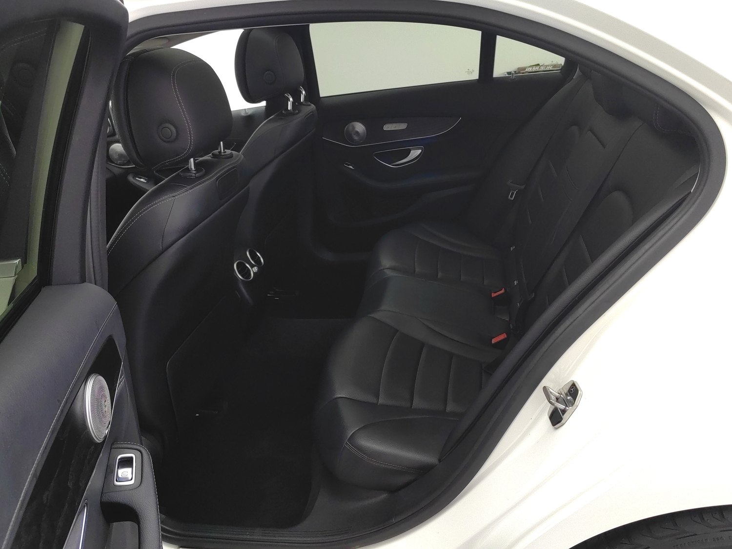 Used Mercedes-Benz C-Class 2017 2.0 AT