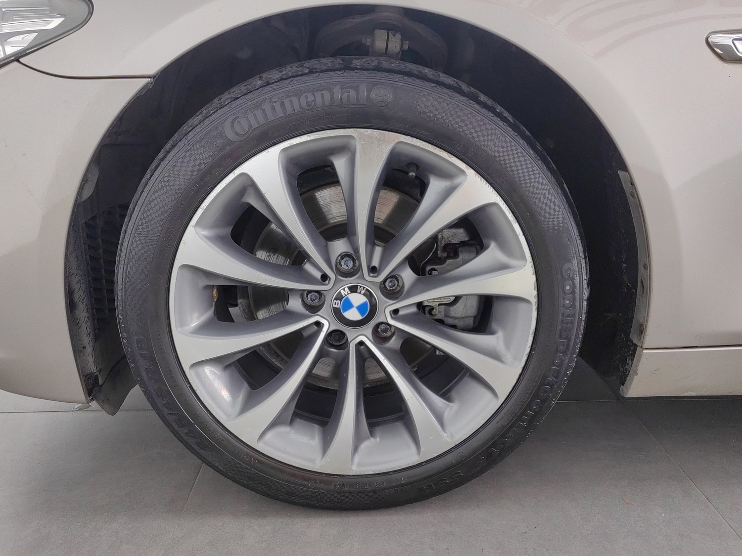 Used BMW THE5 2017 2.0 AT