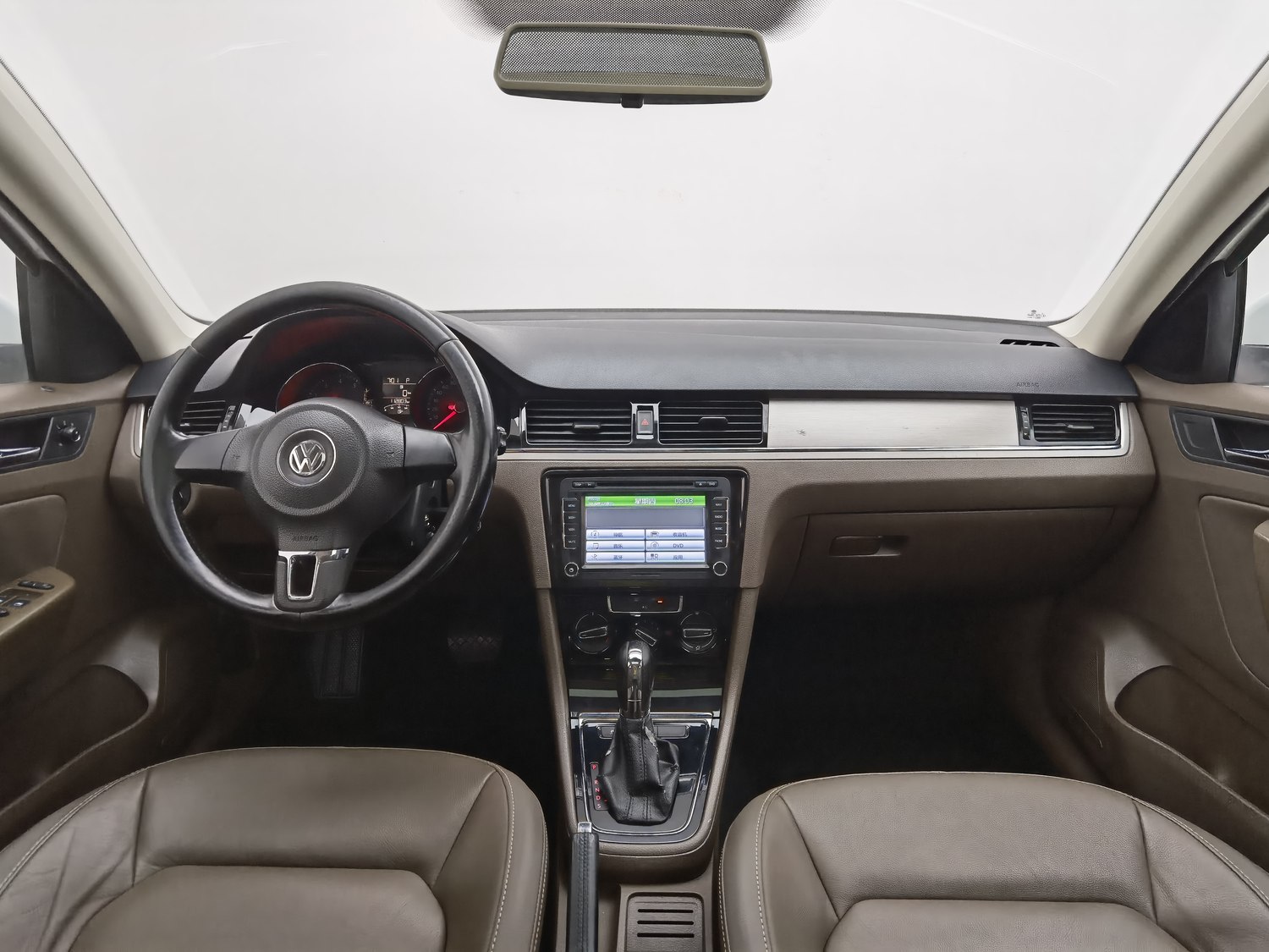 Used Volkswagen Bora 2013 1.6 AT