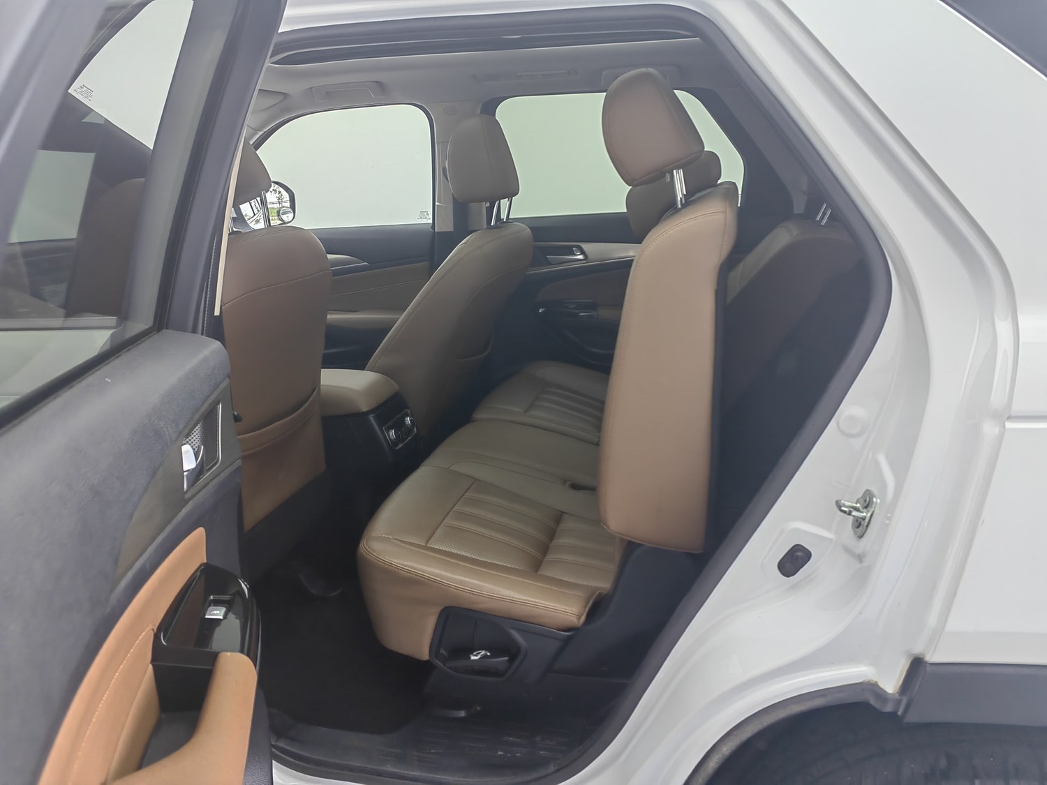 Used Changan CS95 2017 2.0 AT