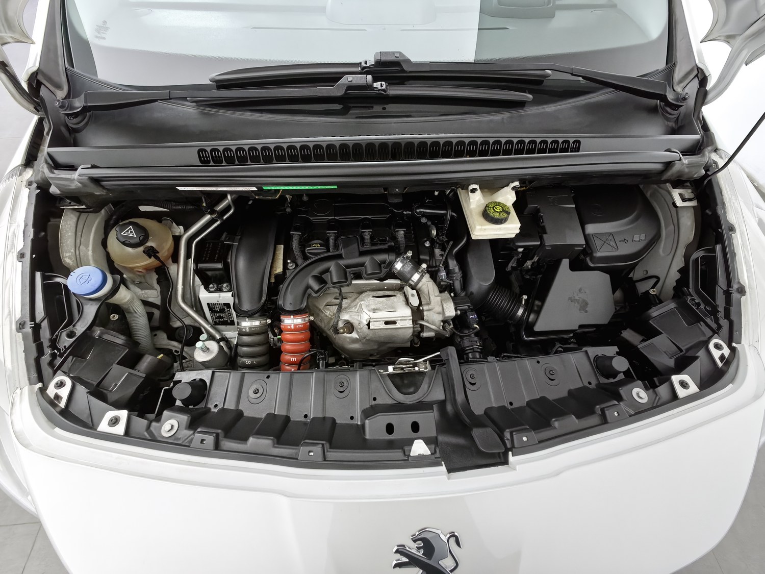 Used Peugeot 3008 2015 1.6 AT
