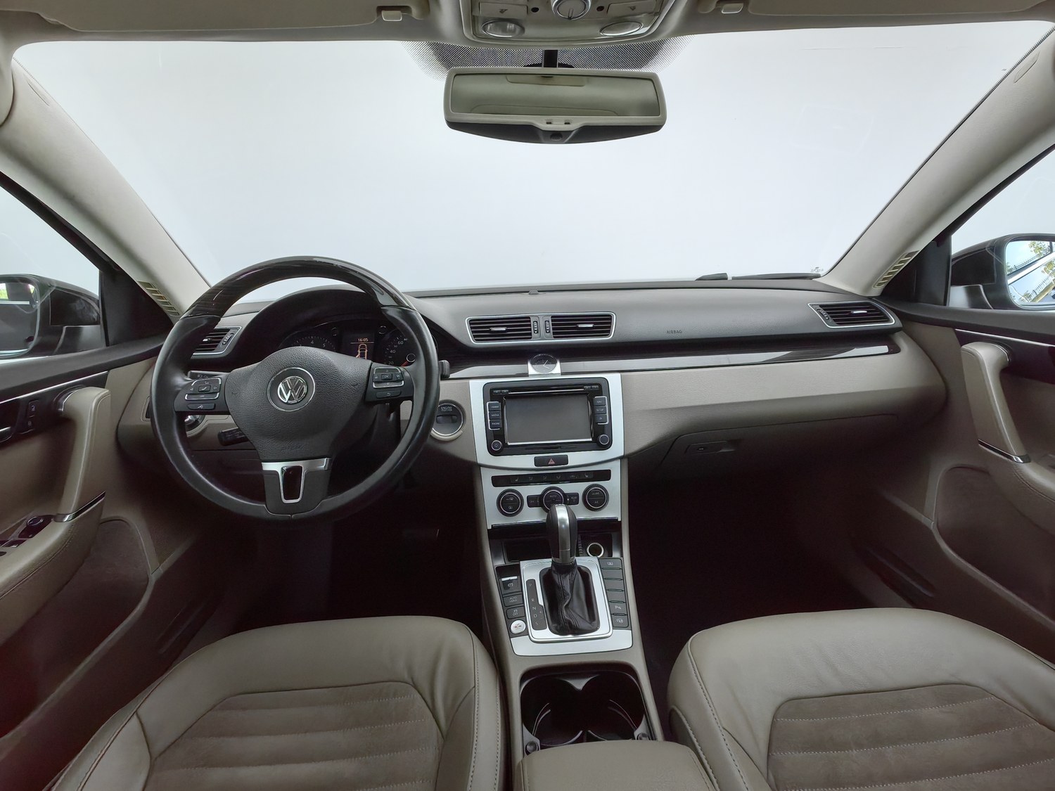 Used Volkswagen Magotan 2013 2.0 AT