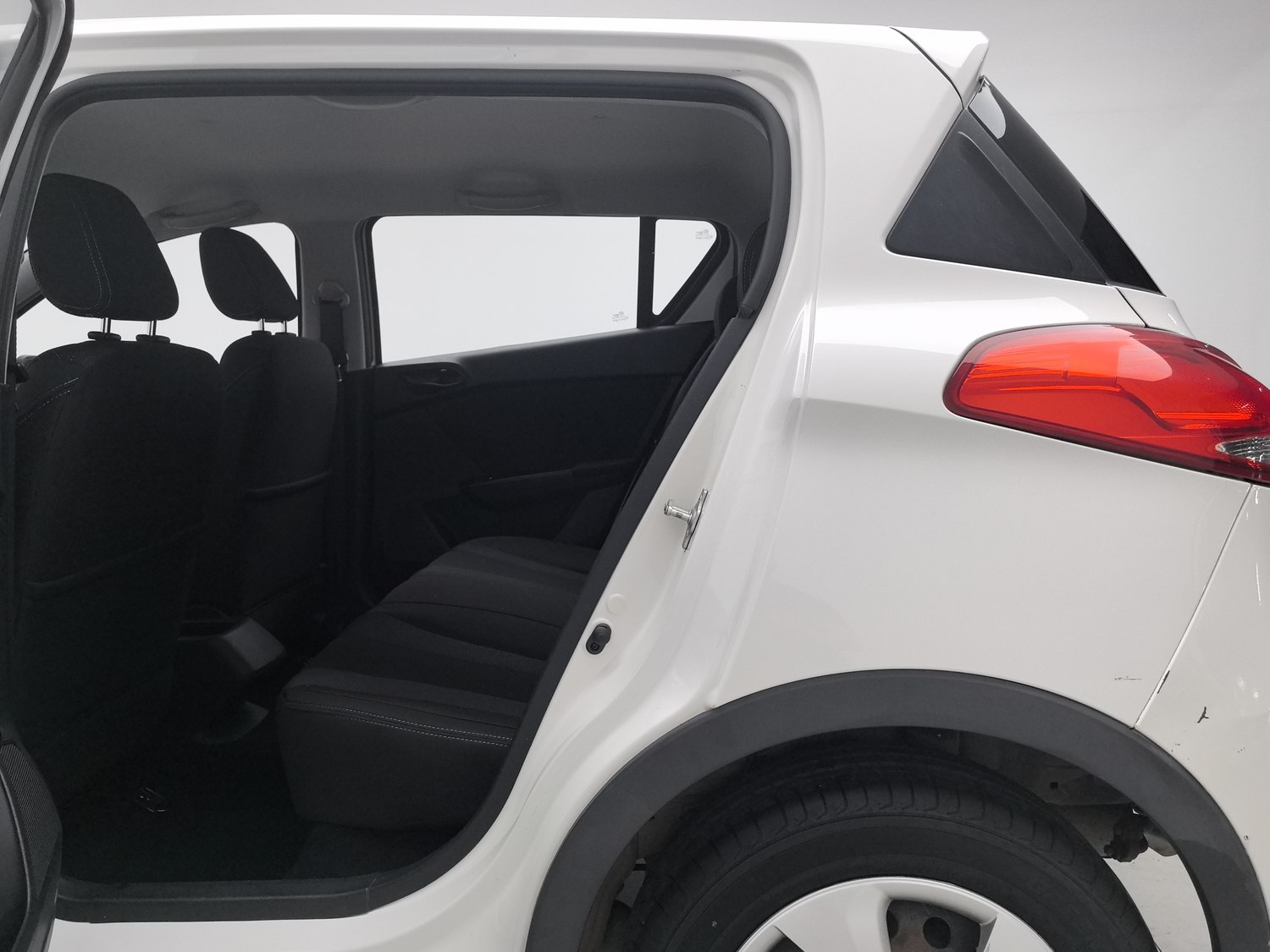 Used Baojun 310 2016 1.2 MT