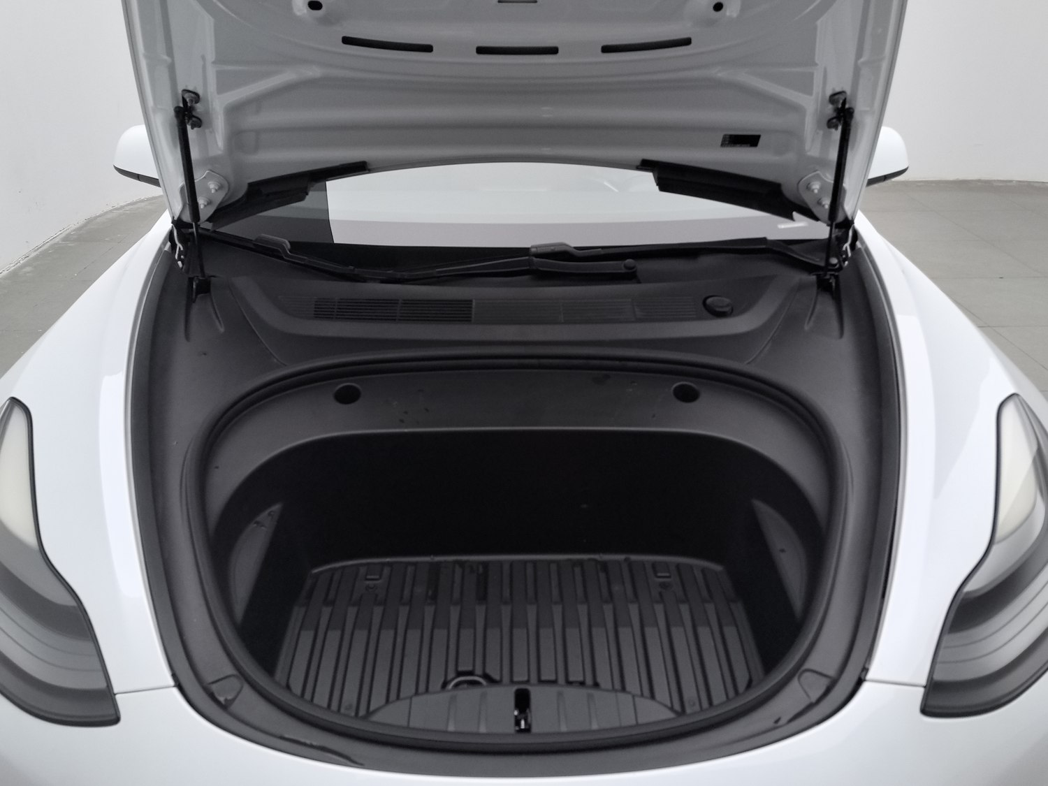 Used Tesla Model 3 2021