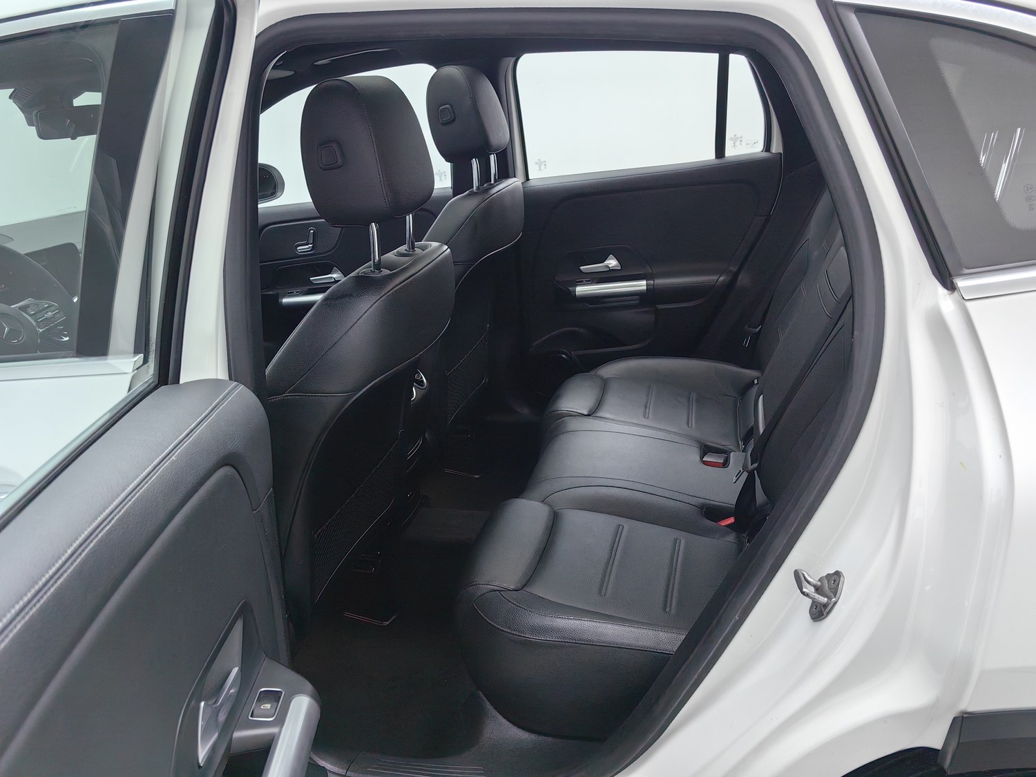 Used Mercedes-Benz GLA 2020 1.3 AT