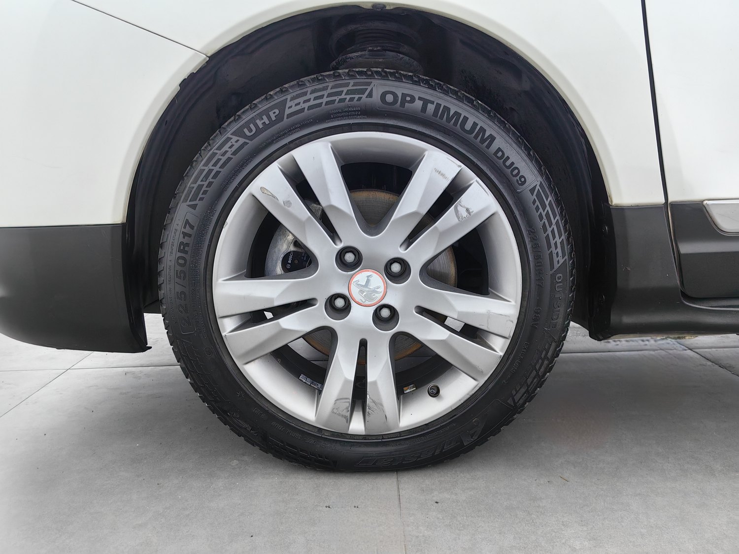 Used Peugeot 3008 2015 1.6 AT