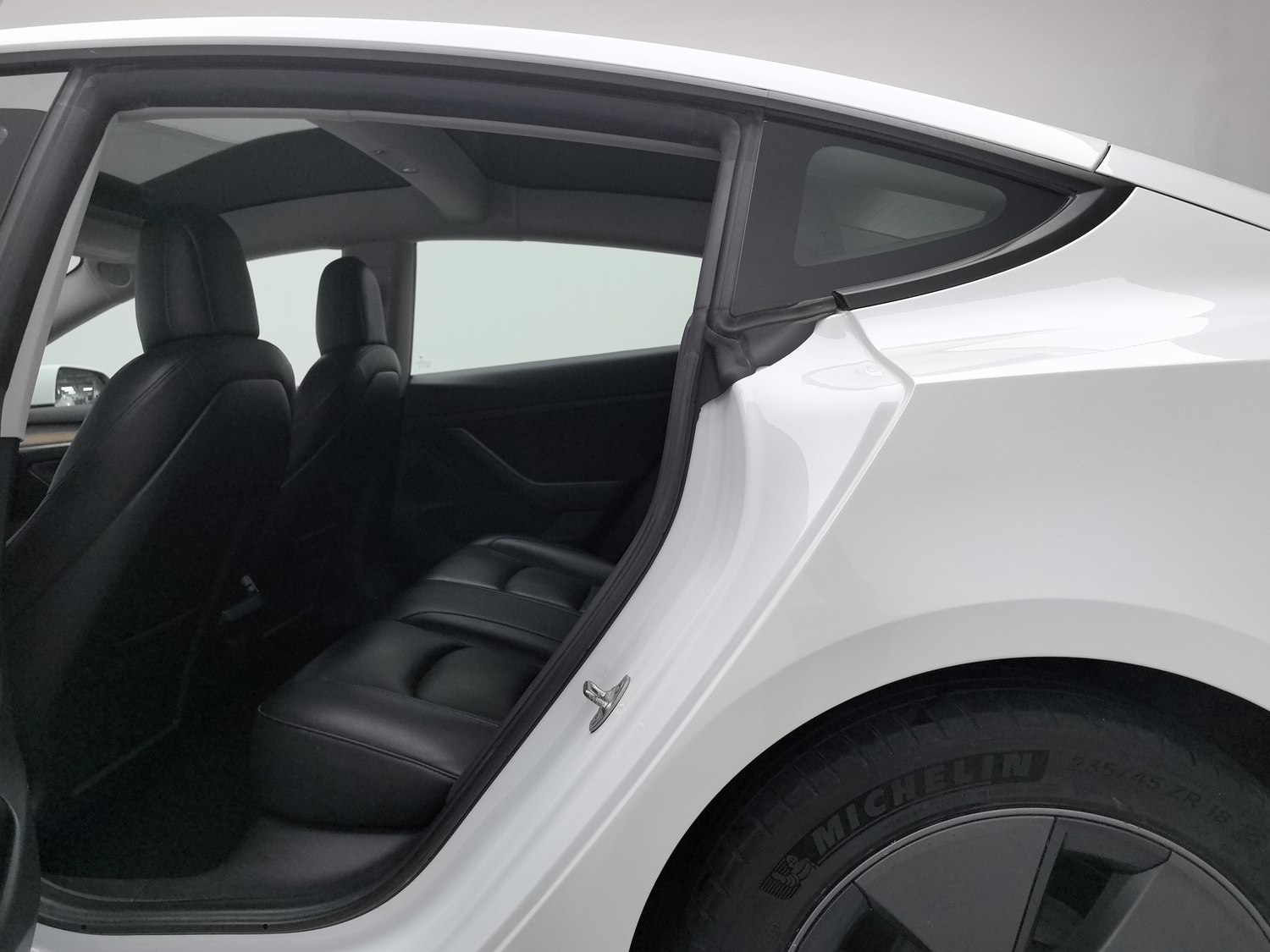 Used Tesla Model 3 2021