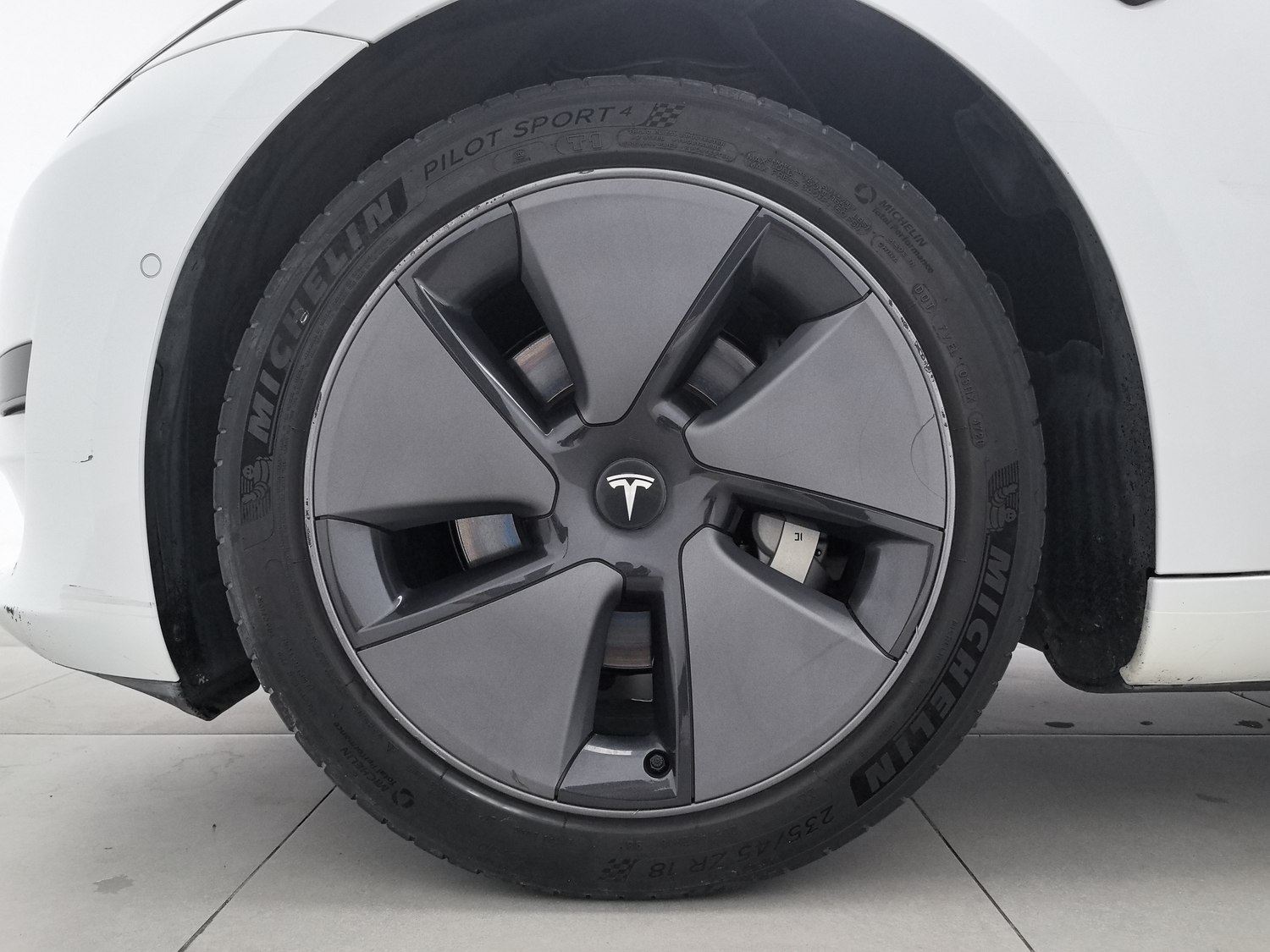 Used Tesla Model 3 2021