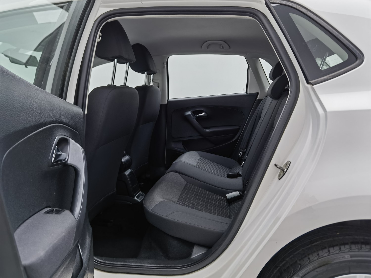 Used Volkswagen Polo 2014 1.4 AT