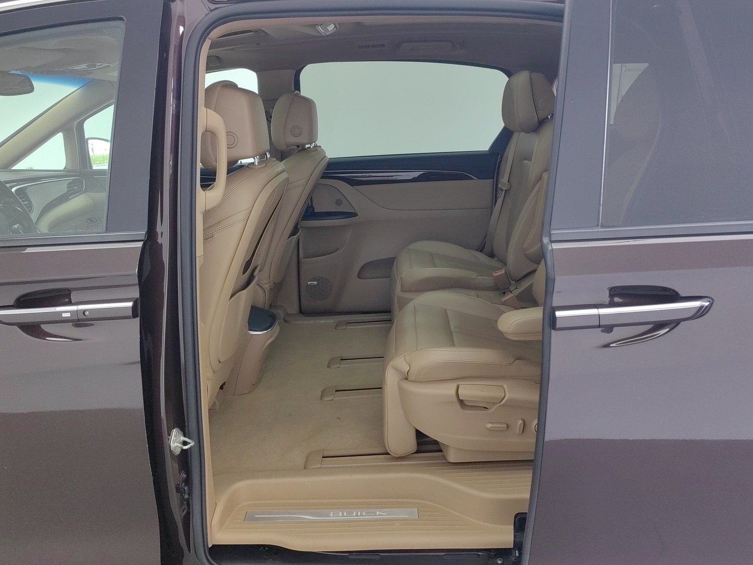 Used Buick GL8 2017 2.0 AT