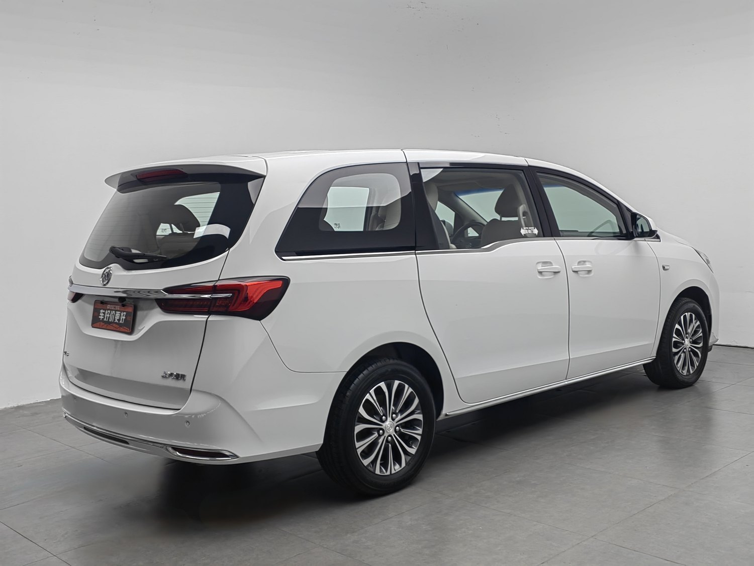 Used Buick GL8 2023 2.0 AT