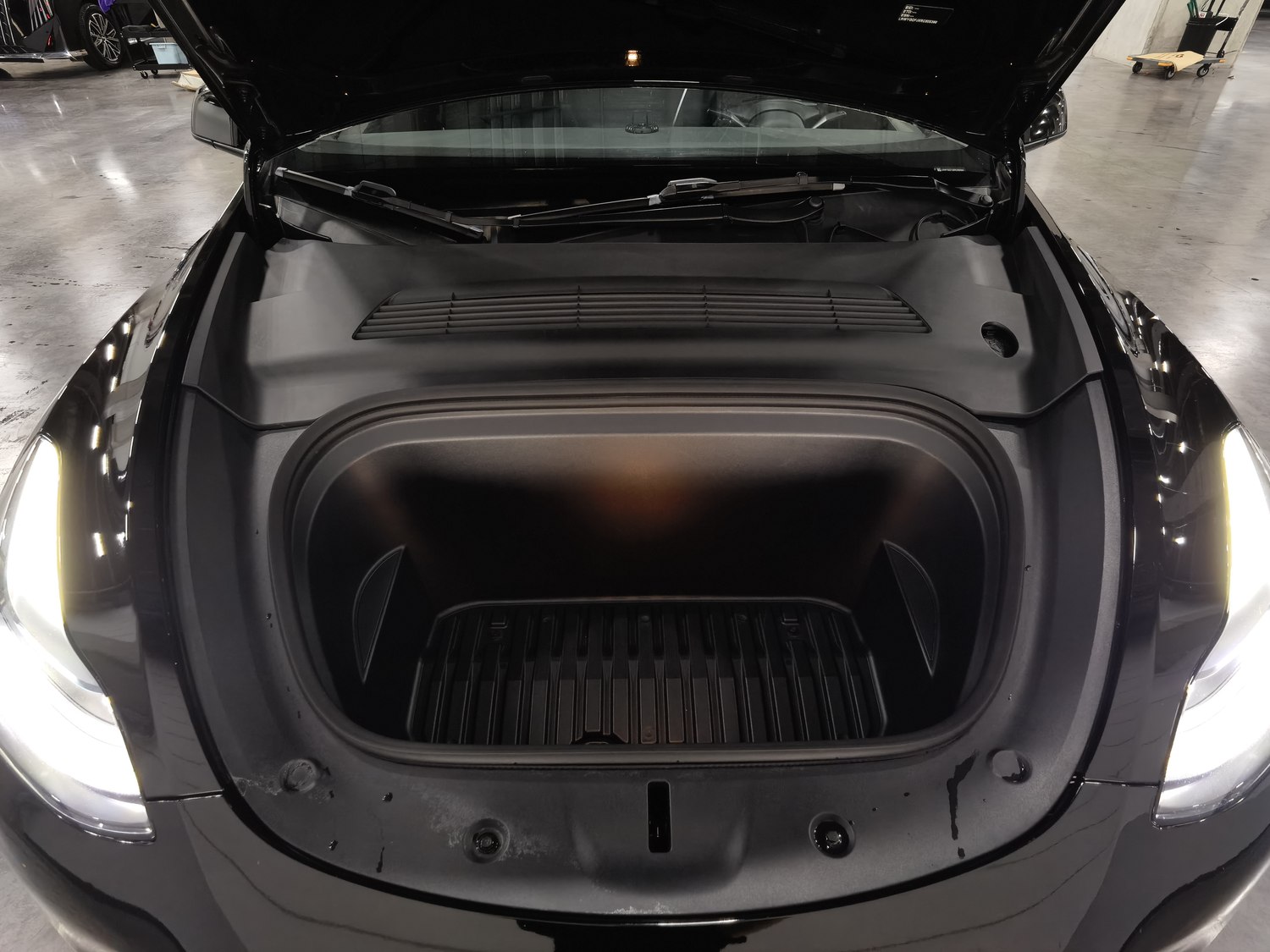 Used Tesla Model Y 2024