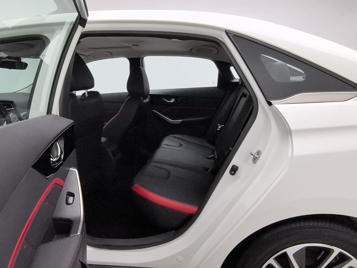 Used Venucia D60 2019 1.6 AT