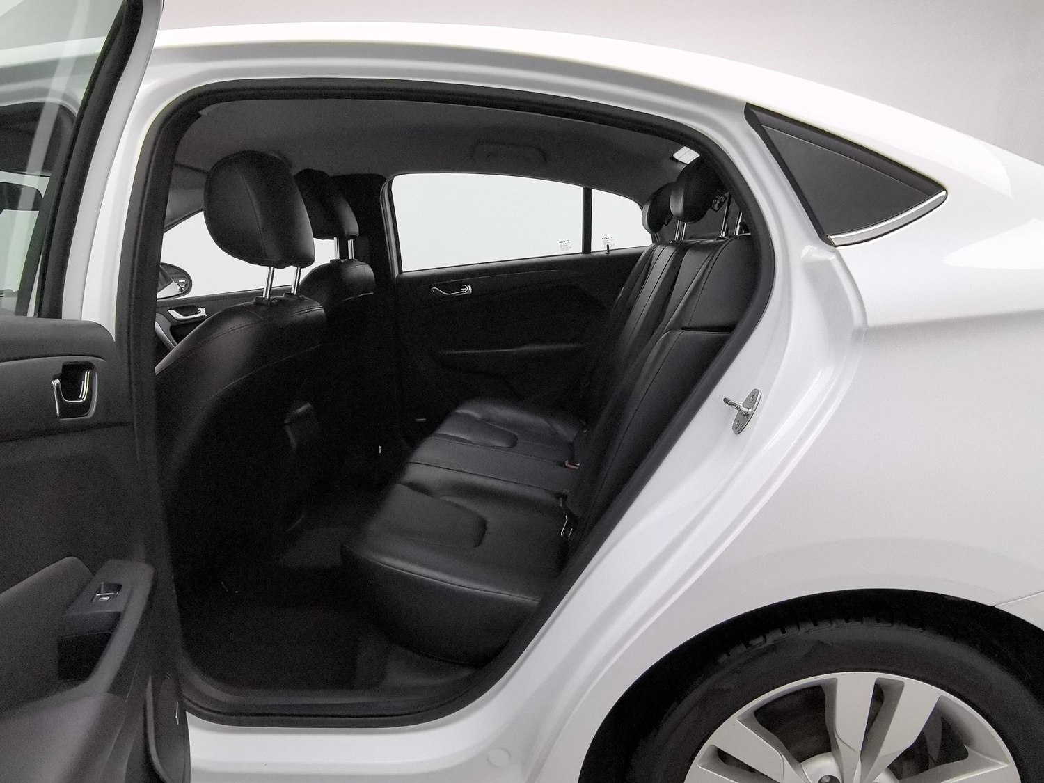 Used Chery Arrizo 5 2016 1.5 AT