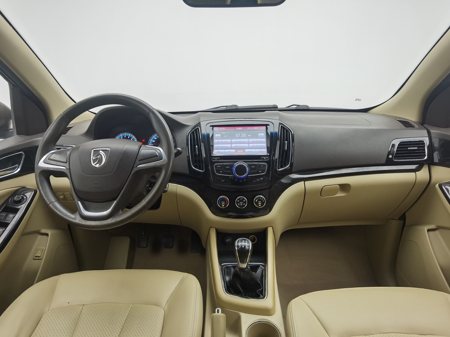 Used Baojun 730 2014 1.5 MT