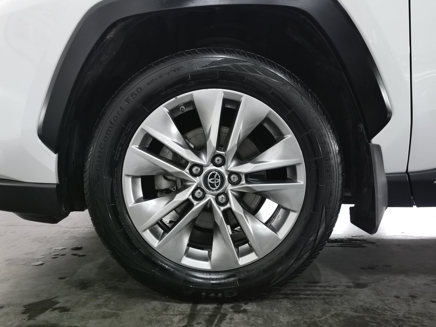 Used Toyota Wildlander 2022 2.0 AT