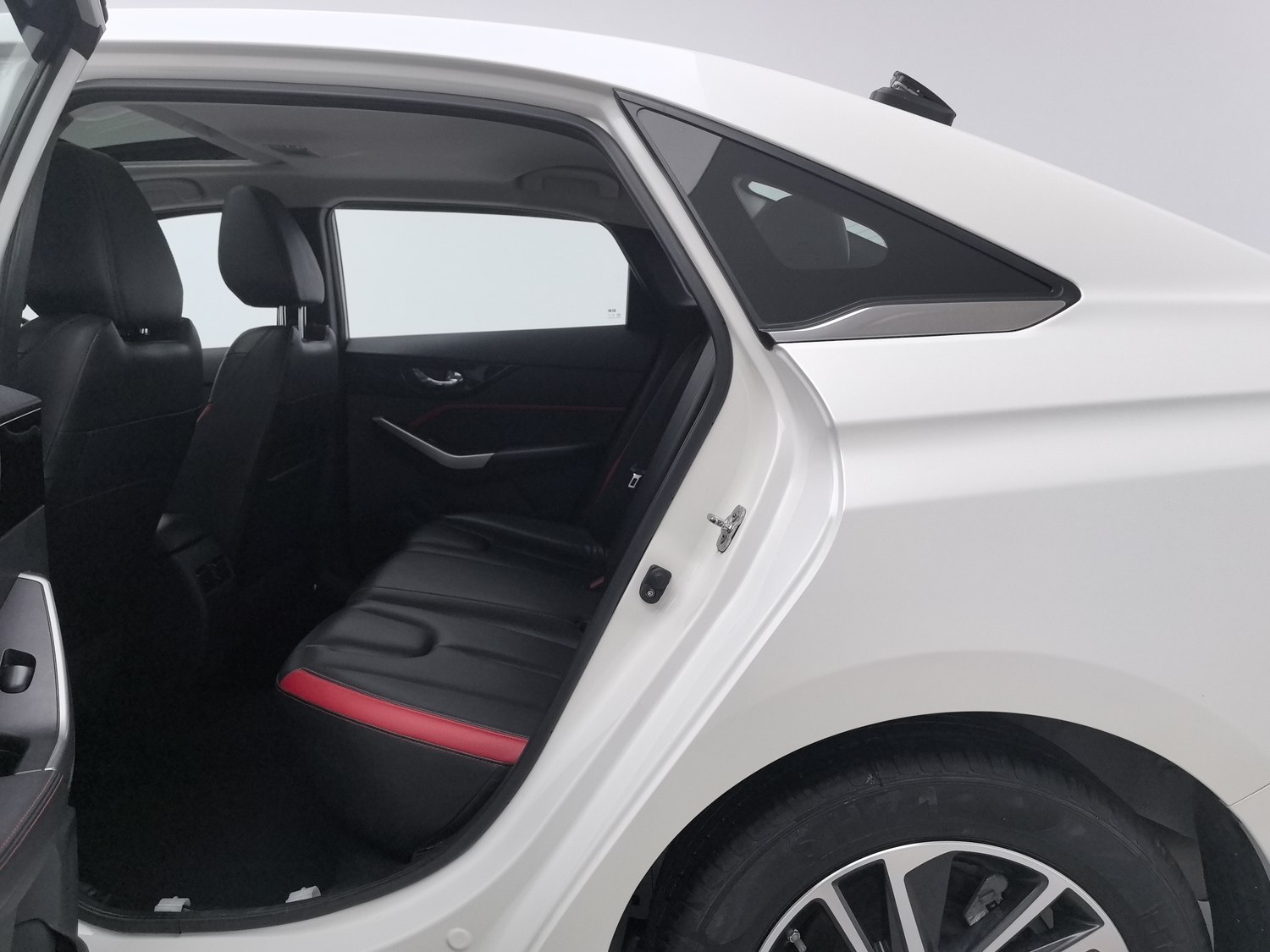 Used Venucia D60 2019 1.6 AT