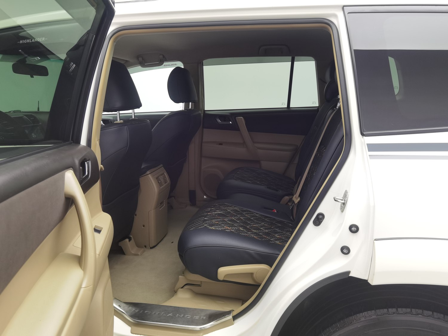 Used Toyota Highlander 2009 2.7 AT