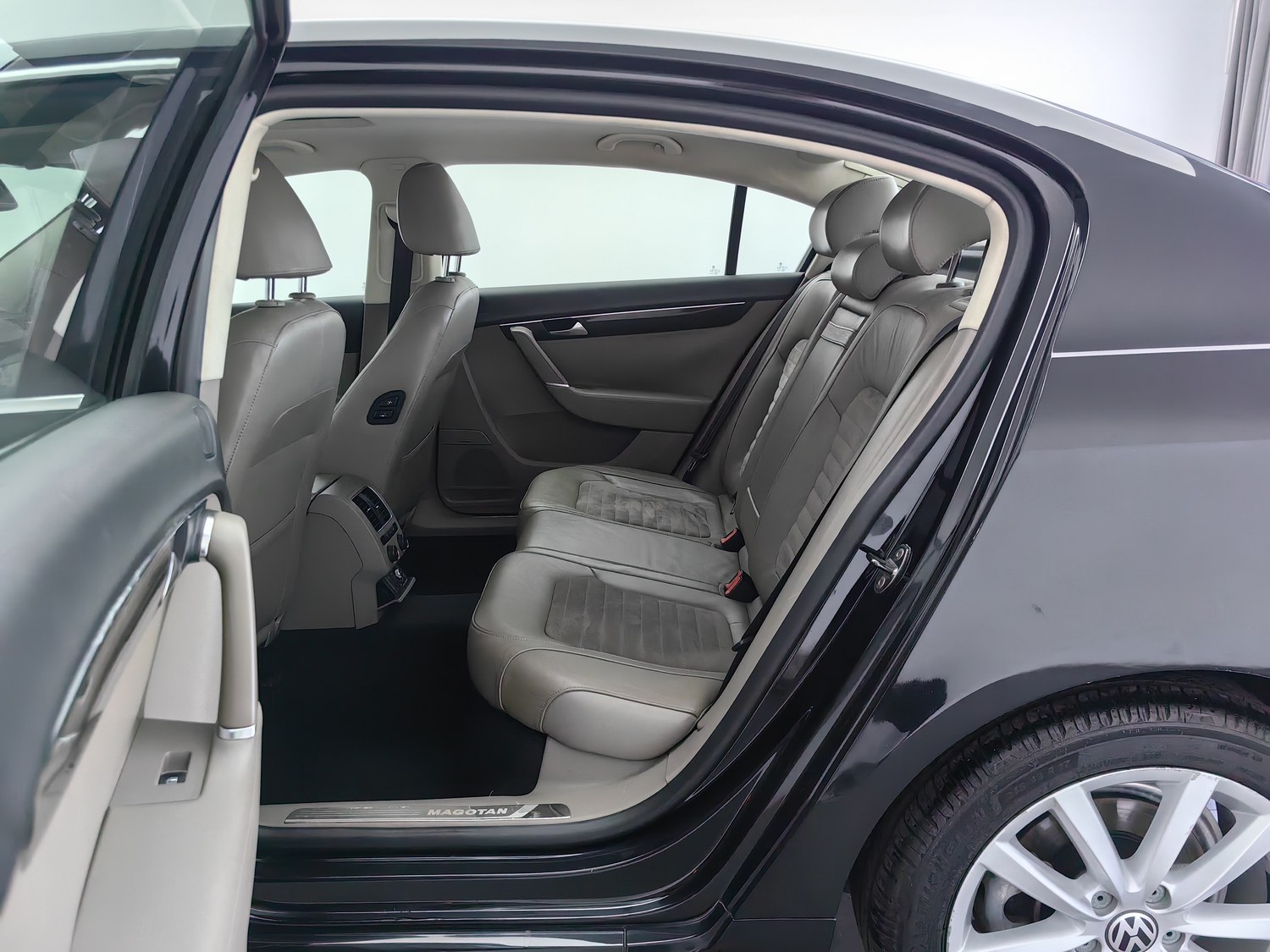 Used Volkswagen Magotan 2013 2.0 AT