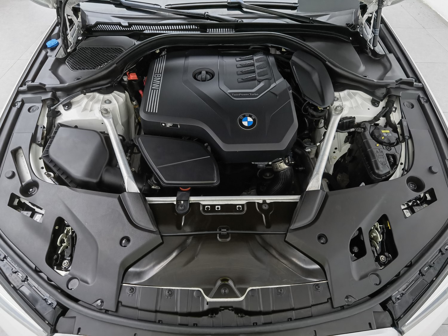 Used BMW THE5 2022 2.0 AT