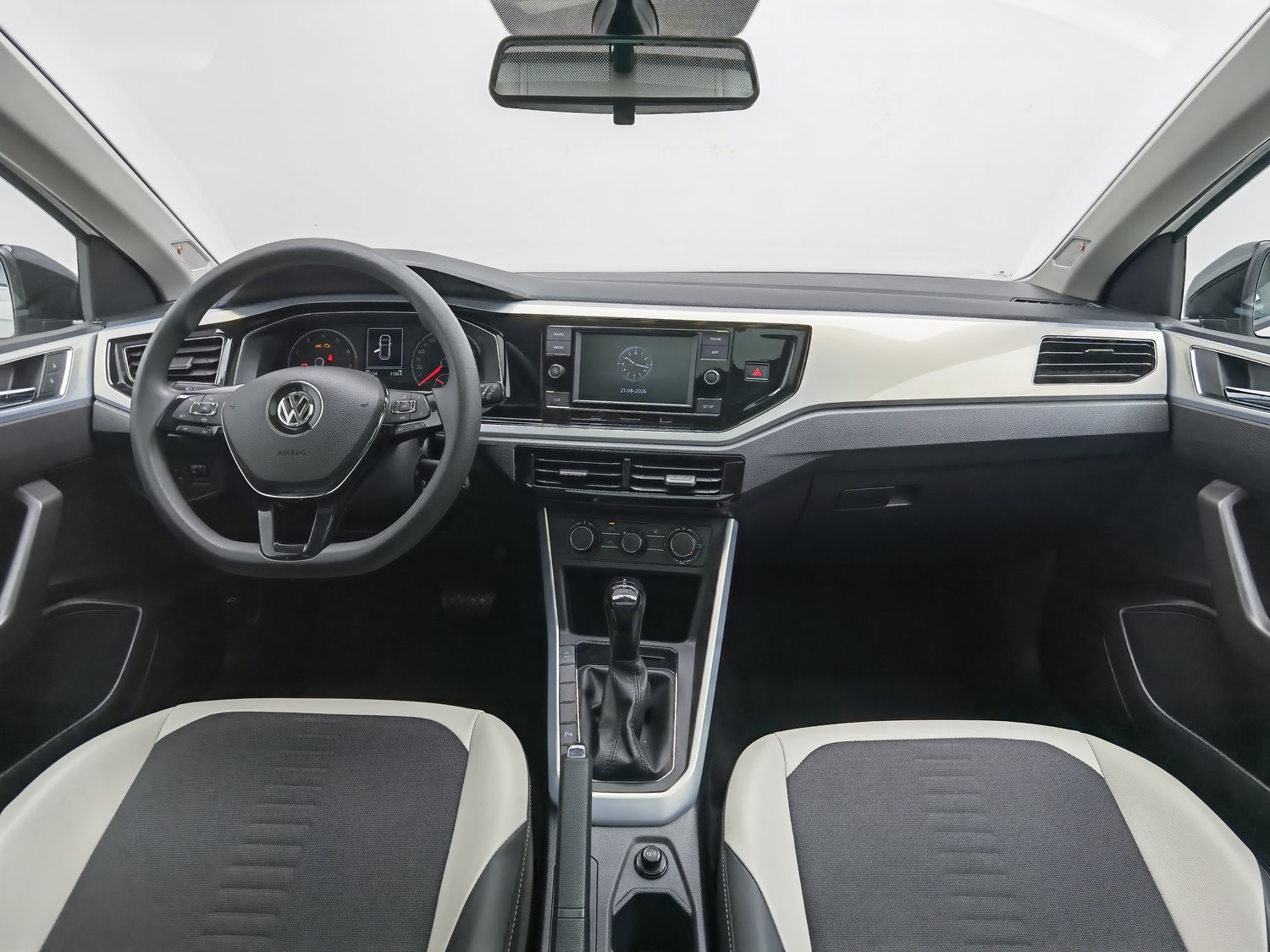 Used Volkswagen Polo 2019 1.5 AT