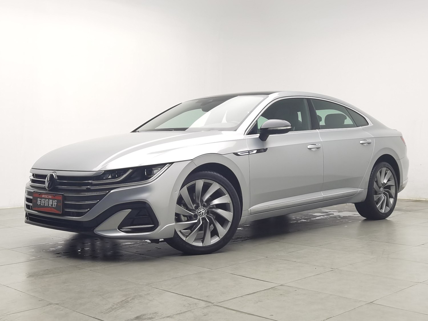 Used Volkswagen CC 2023 2.0 AT