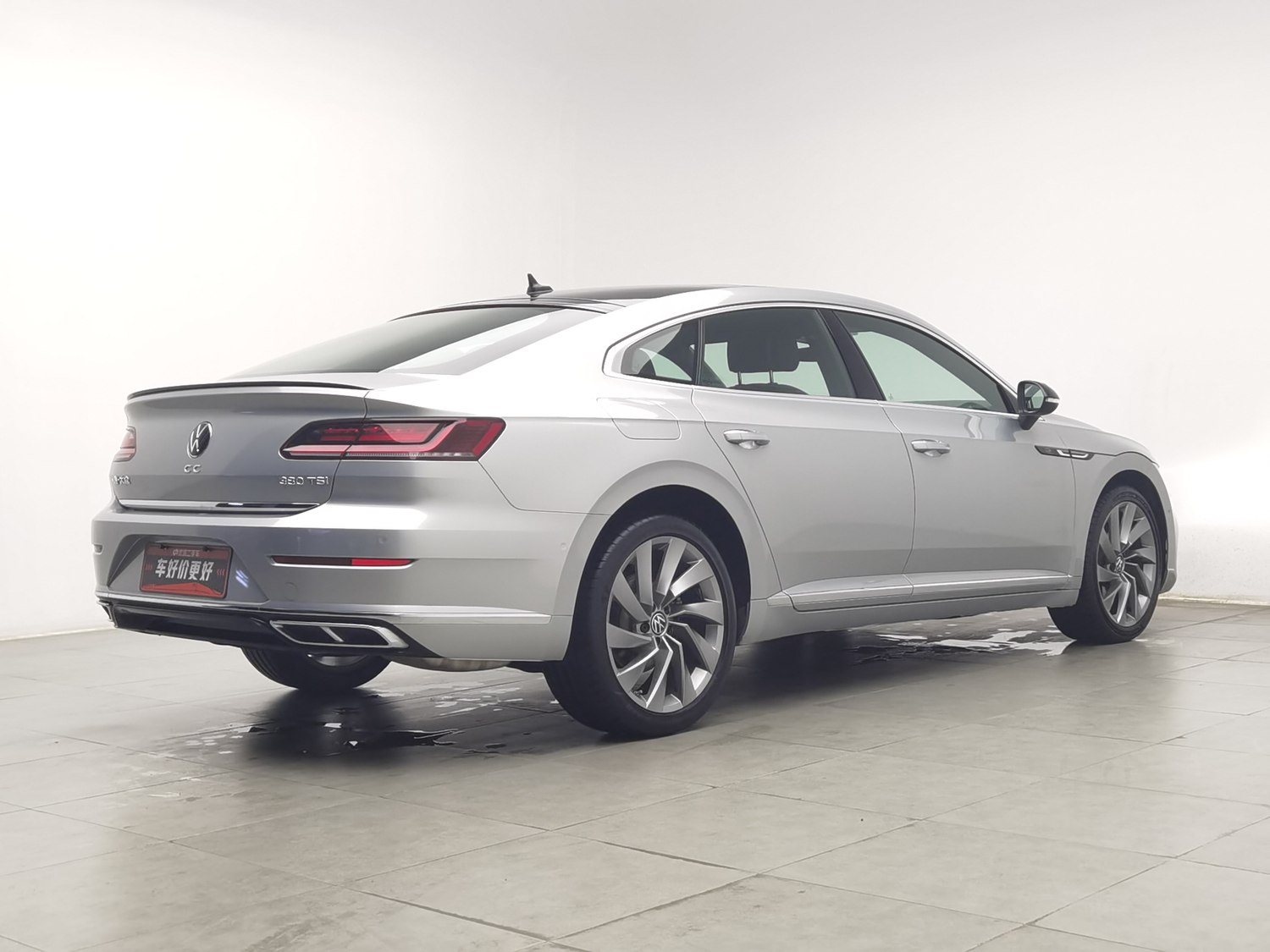 Used Volkswagen CC 2023 2.0 AT