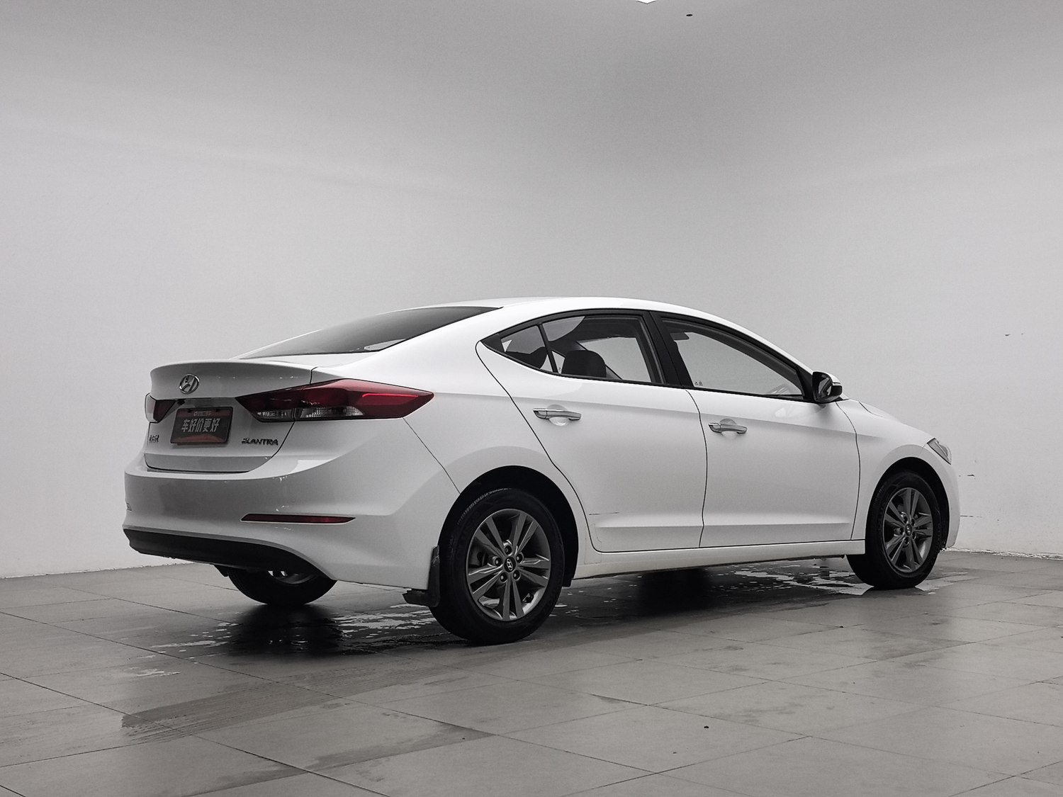 Used Hyundai Elantra 2016 1.6 MT