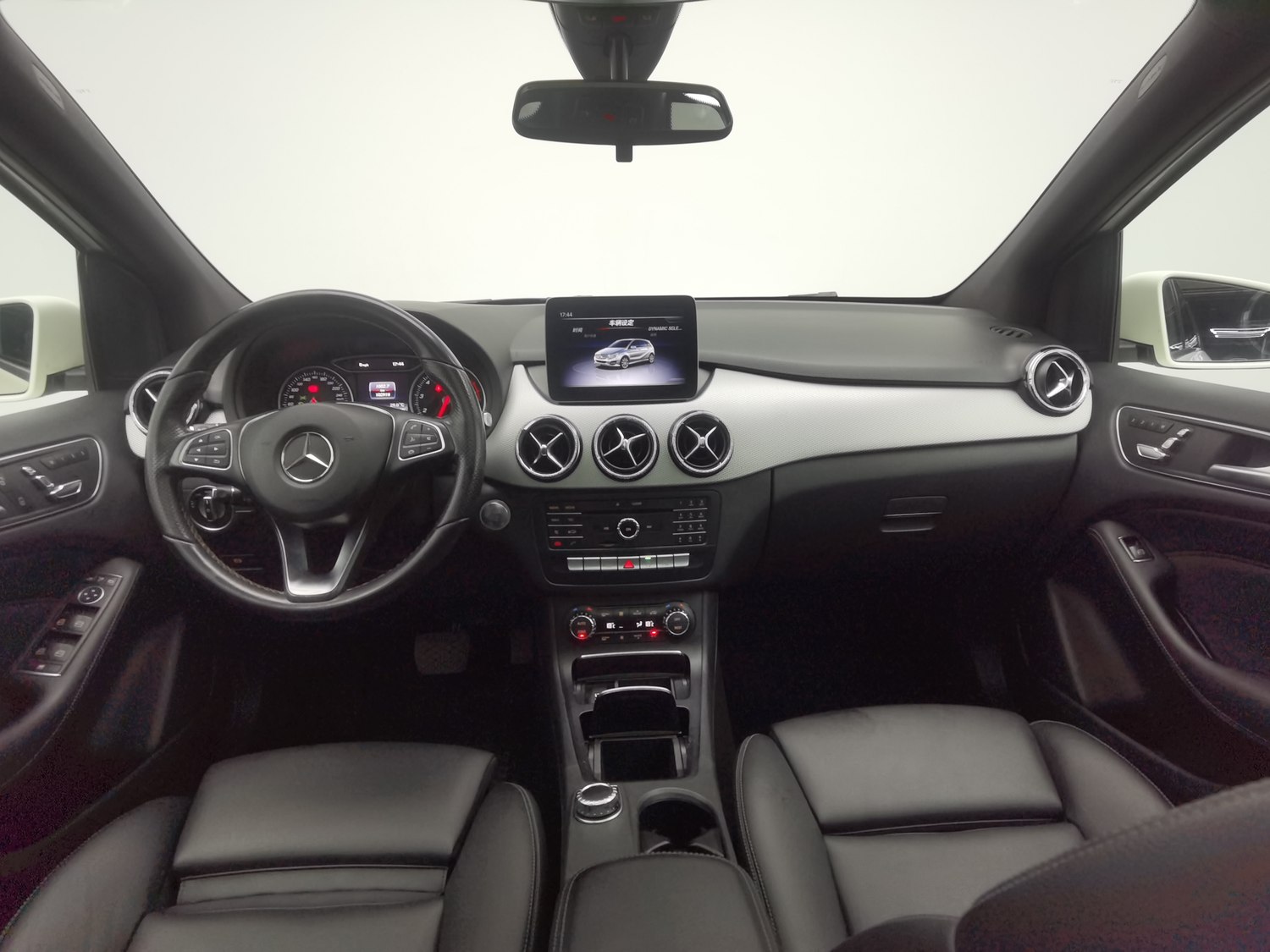 Used Mercedes-Benz B-Class 2017 1.6 AT