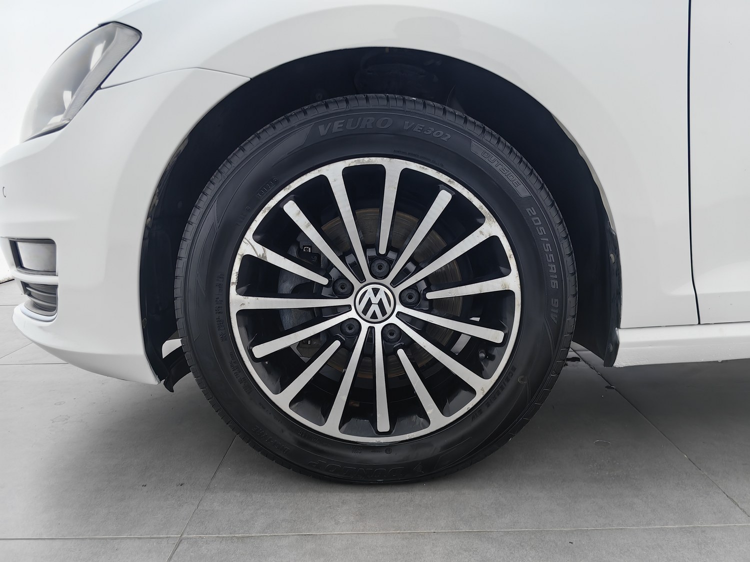 Used Volkswagen Golf 2017 1.4 AT