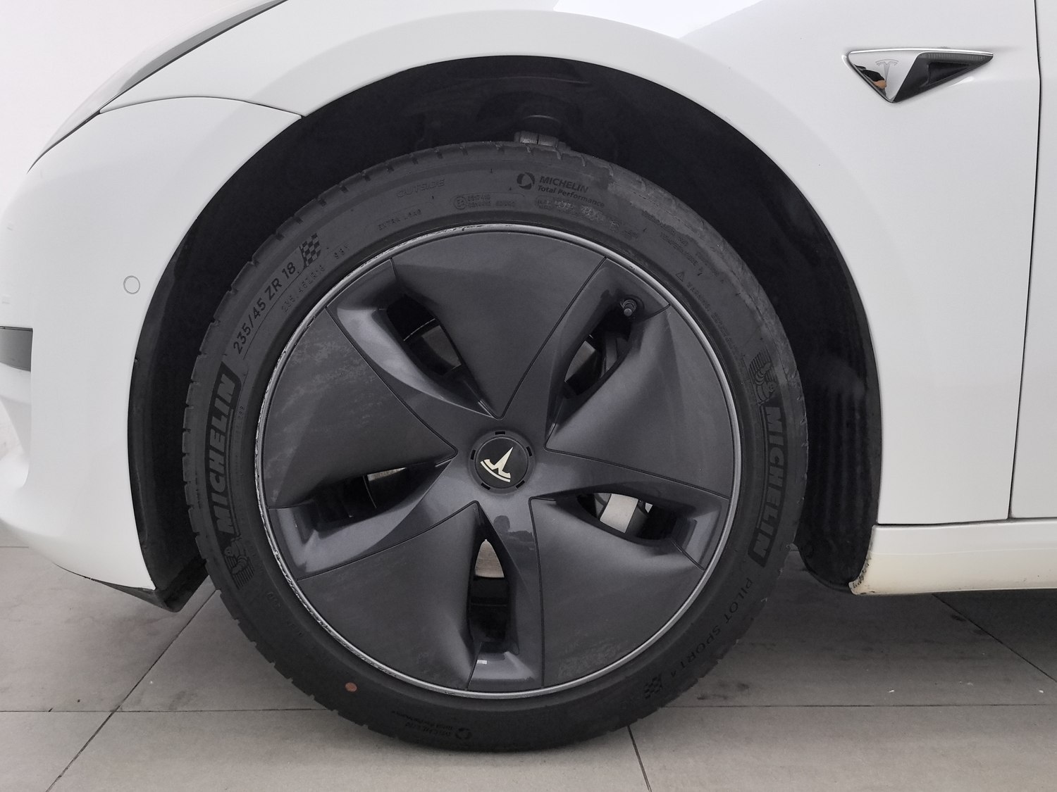 Used Tesla Model 3 2019