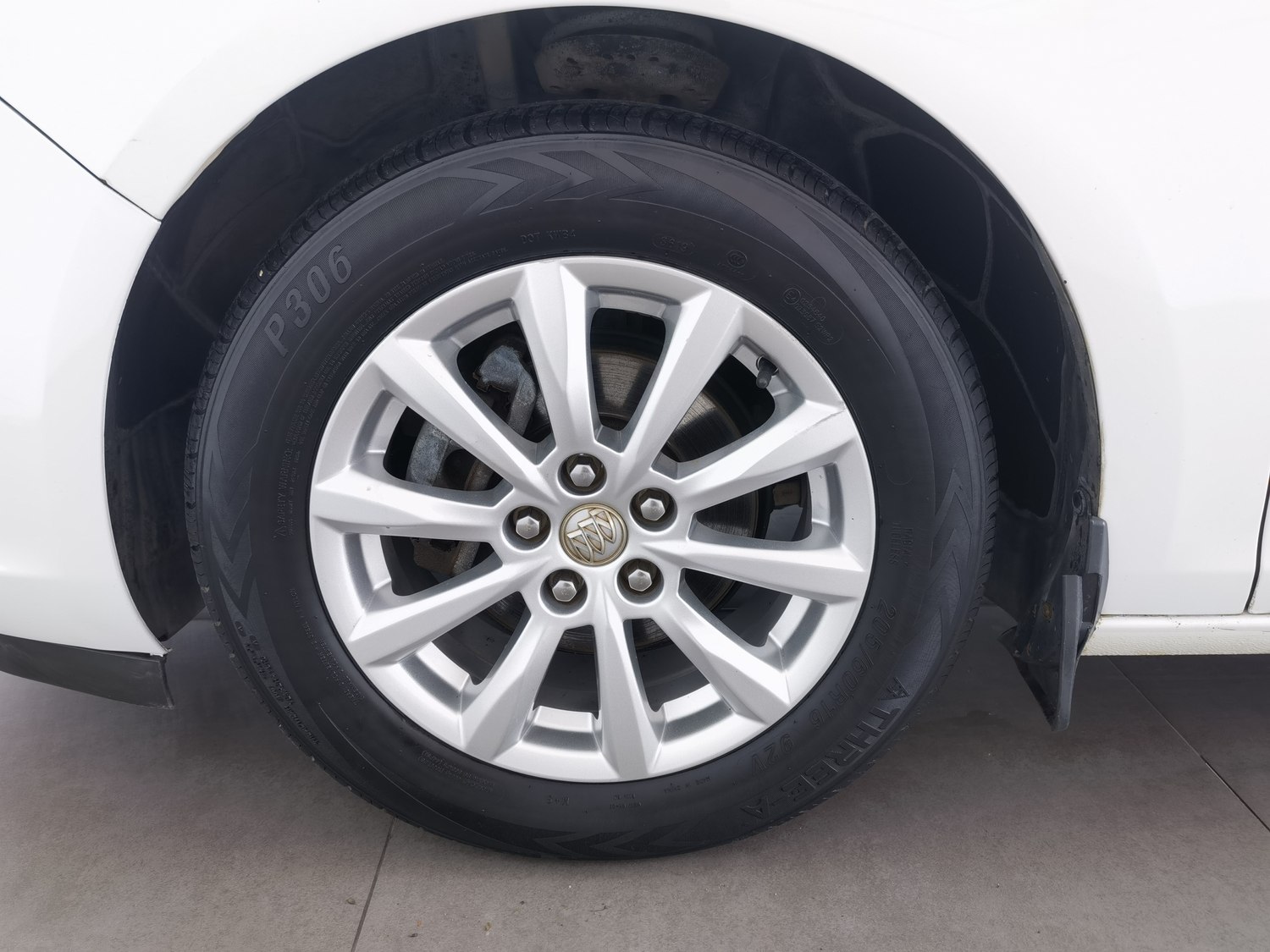Used Buick Excelle 2013 1.6 MT