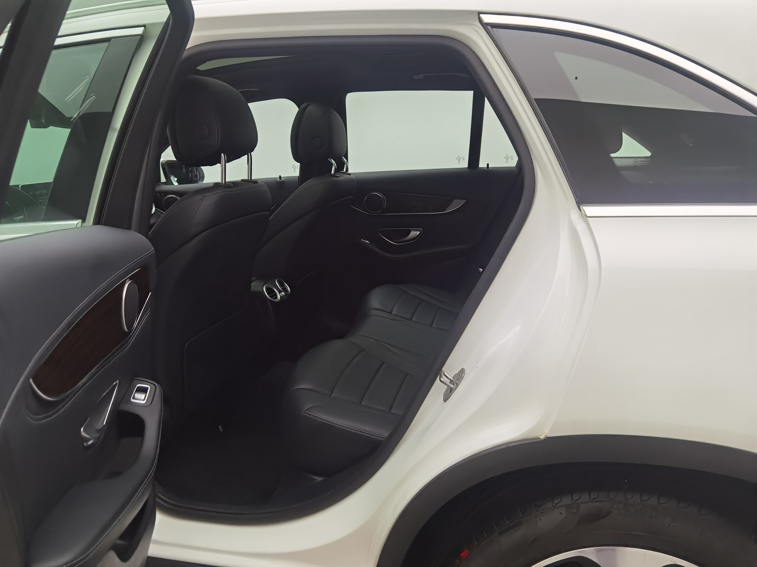 Used Mercedes-Benz GLC 2017 2.0 AT