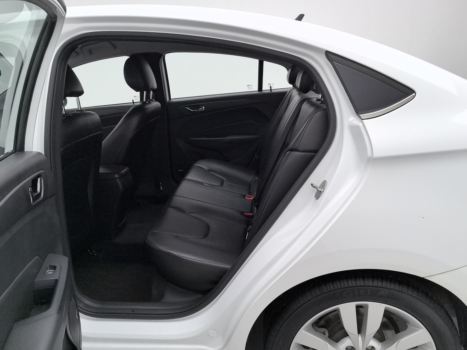 Used Chery Arrizo 5 2016 1.5 AT