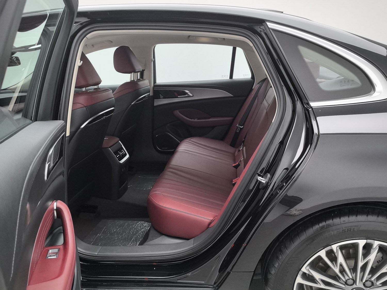 Used Hongqi H5 2023 2.0 AT
