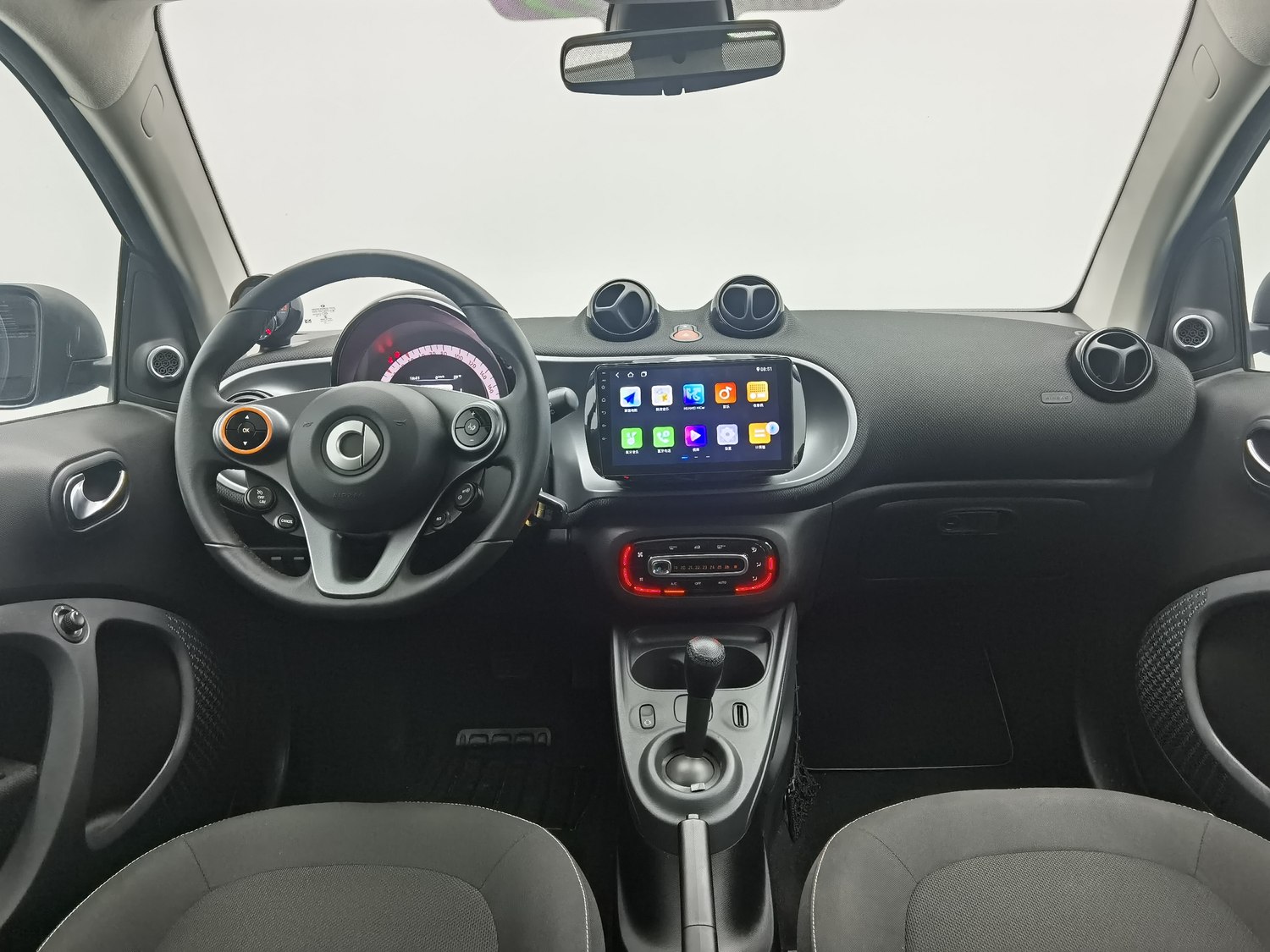 Used smart fortwo 2018 1.0 AT