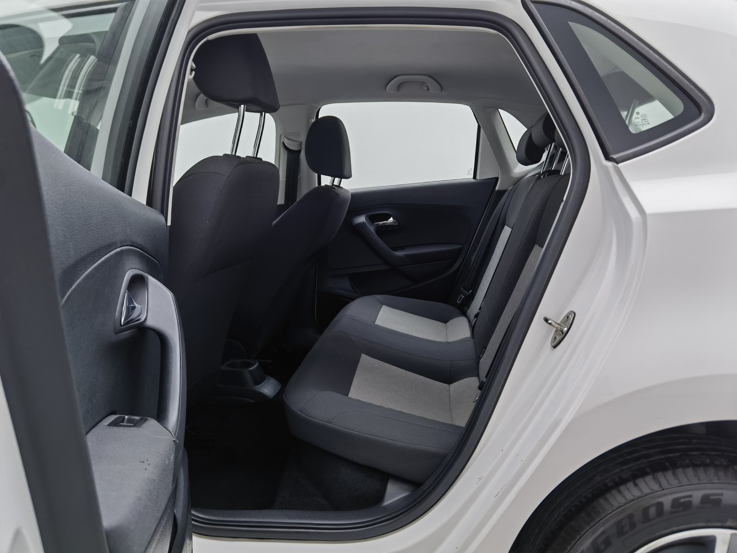Used Volkswagen Polo 2016 1.4 MT