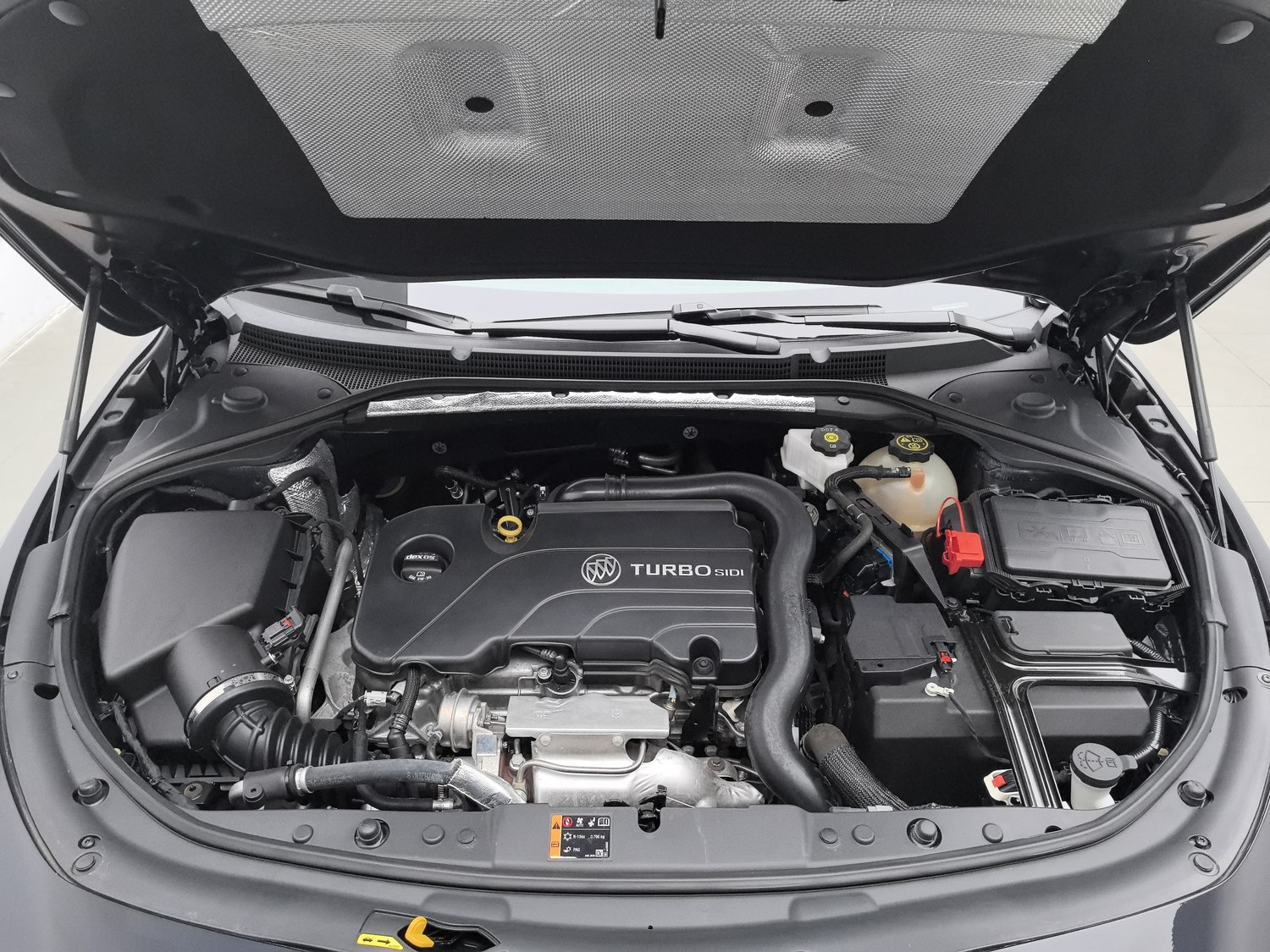 Used Buick LaCrosse 2022 1.5 AT